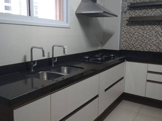 Apartamento para Venda em Santos - 4