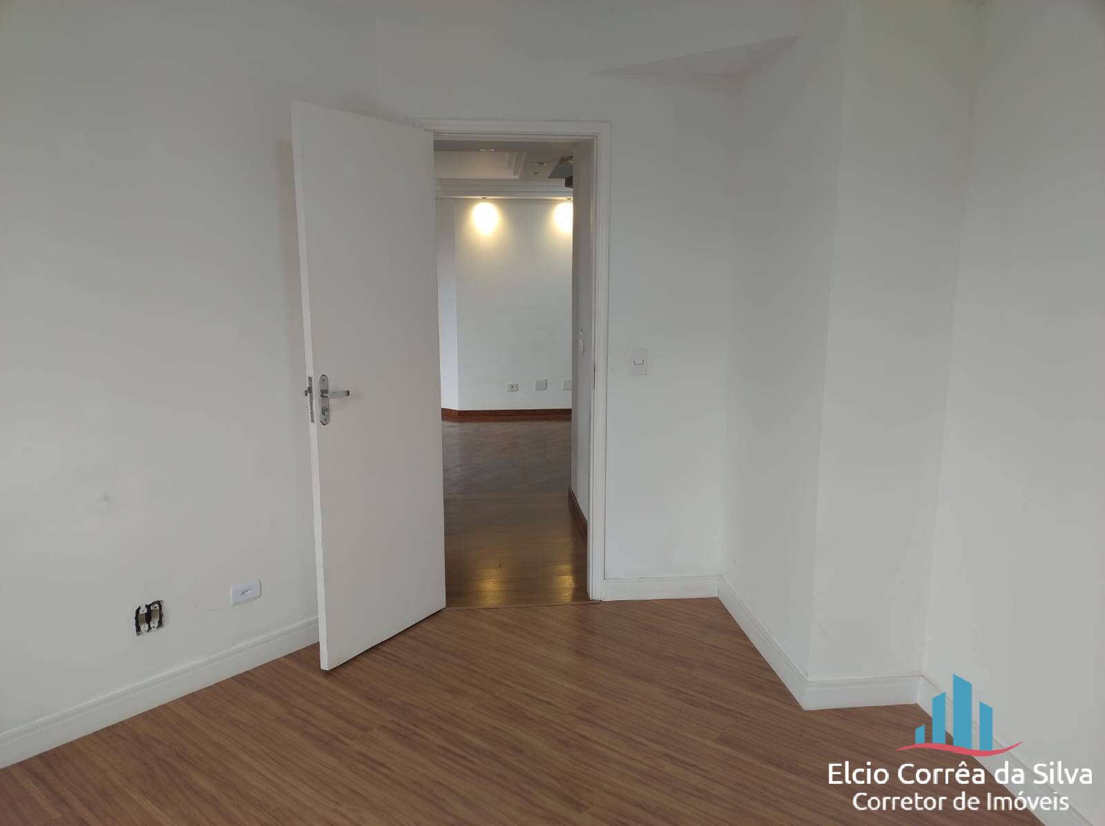 Apartamento para alugar com 3 quartos, 240m² - Foto 16