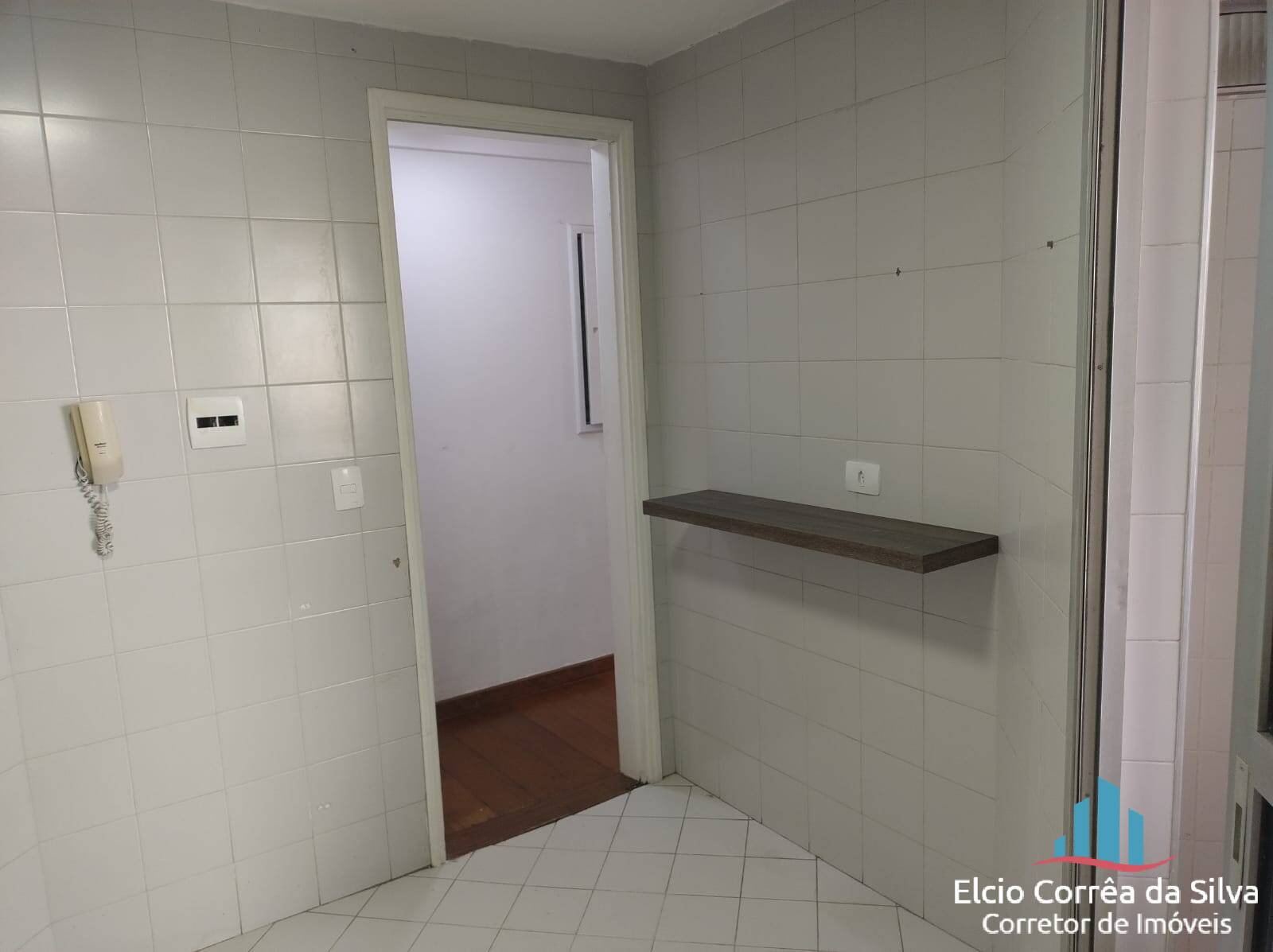 Apartamento para alugar com 3 quartos, 240m² - Foto 26