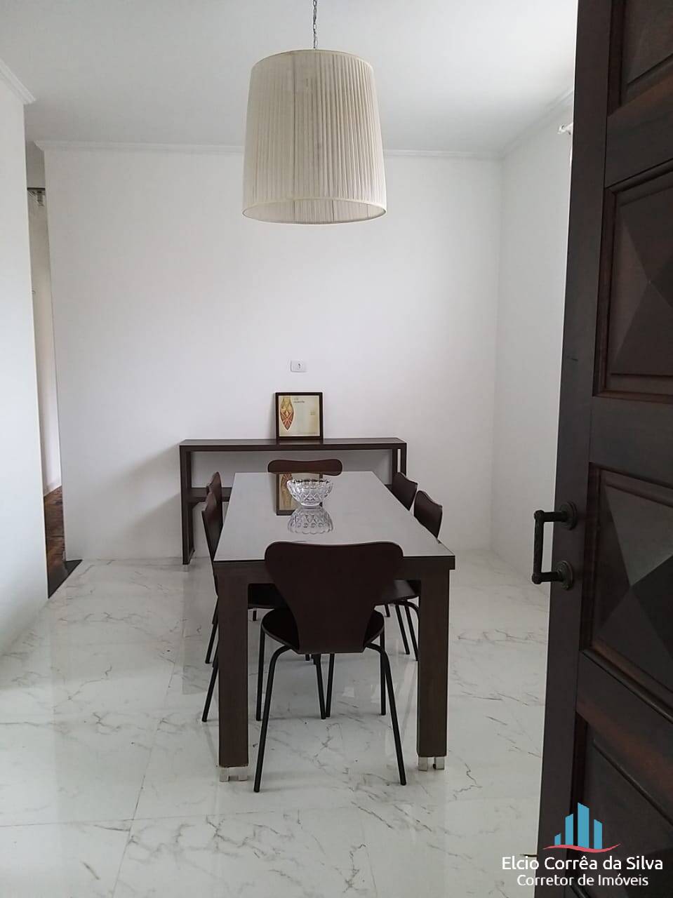 Casa à venda com 4 quartos, 230m² - Foto 12