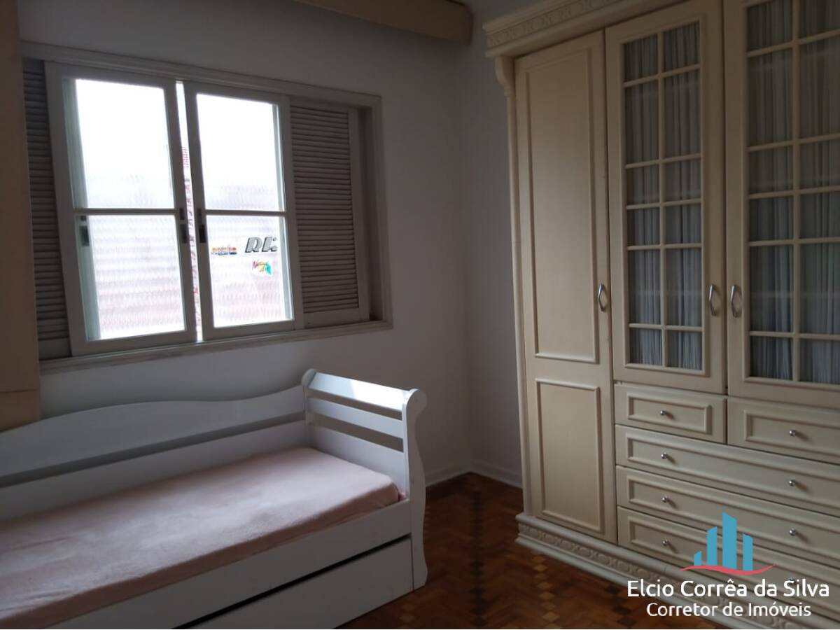 Casa à venda com 4 quartos, 230m² - Foto 21