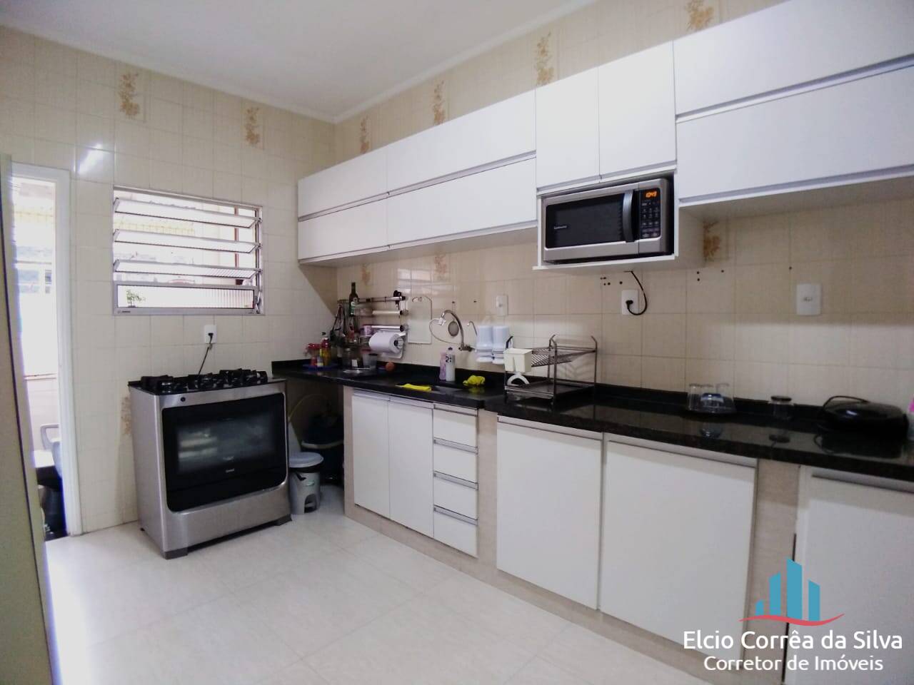 Casa à venda com 3 quartos, 85m² - Foto 4