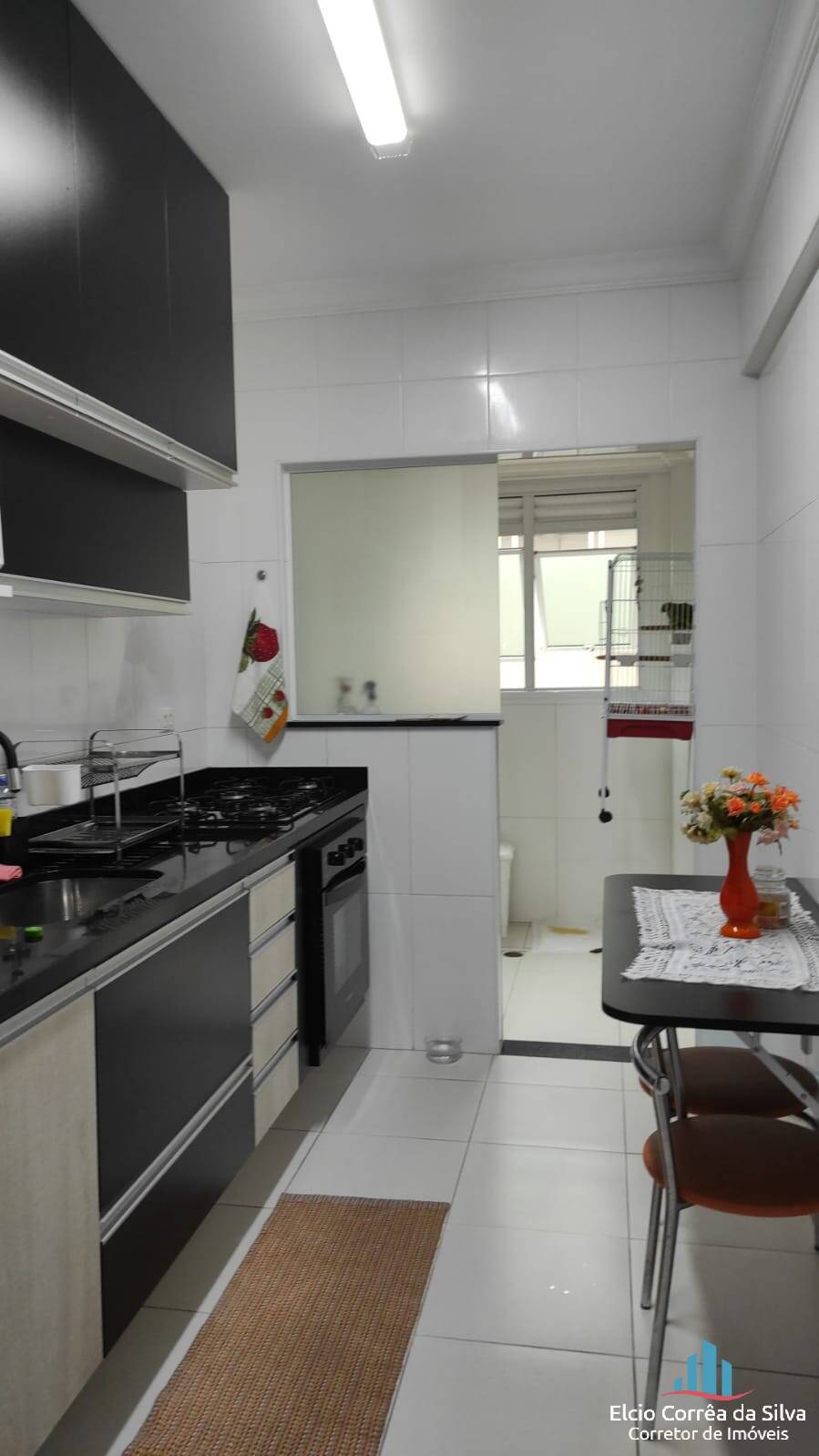 Apartamento à venda com 2 quartos, 75m² - Foto 3