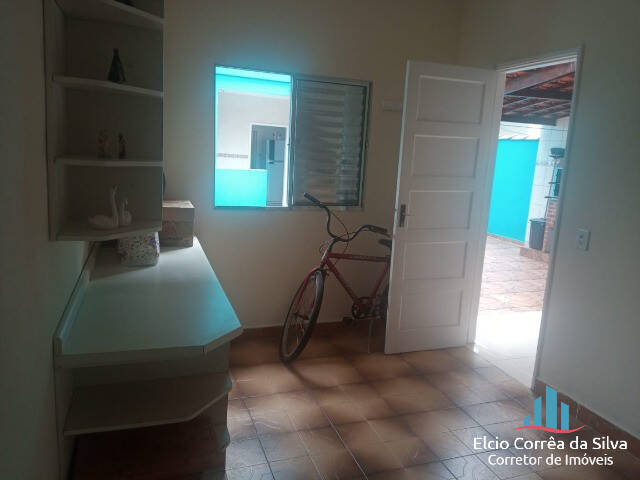 Casa à venda com 4 quartos, 225m² - Foto 16