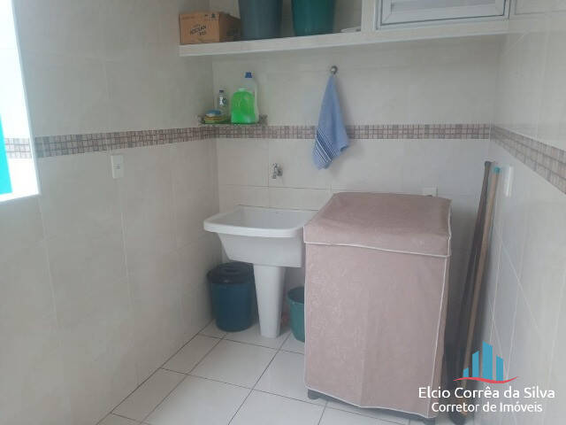 Casa à venda com 4 quartos, 225m² - Foto 15