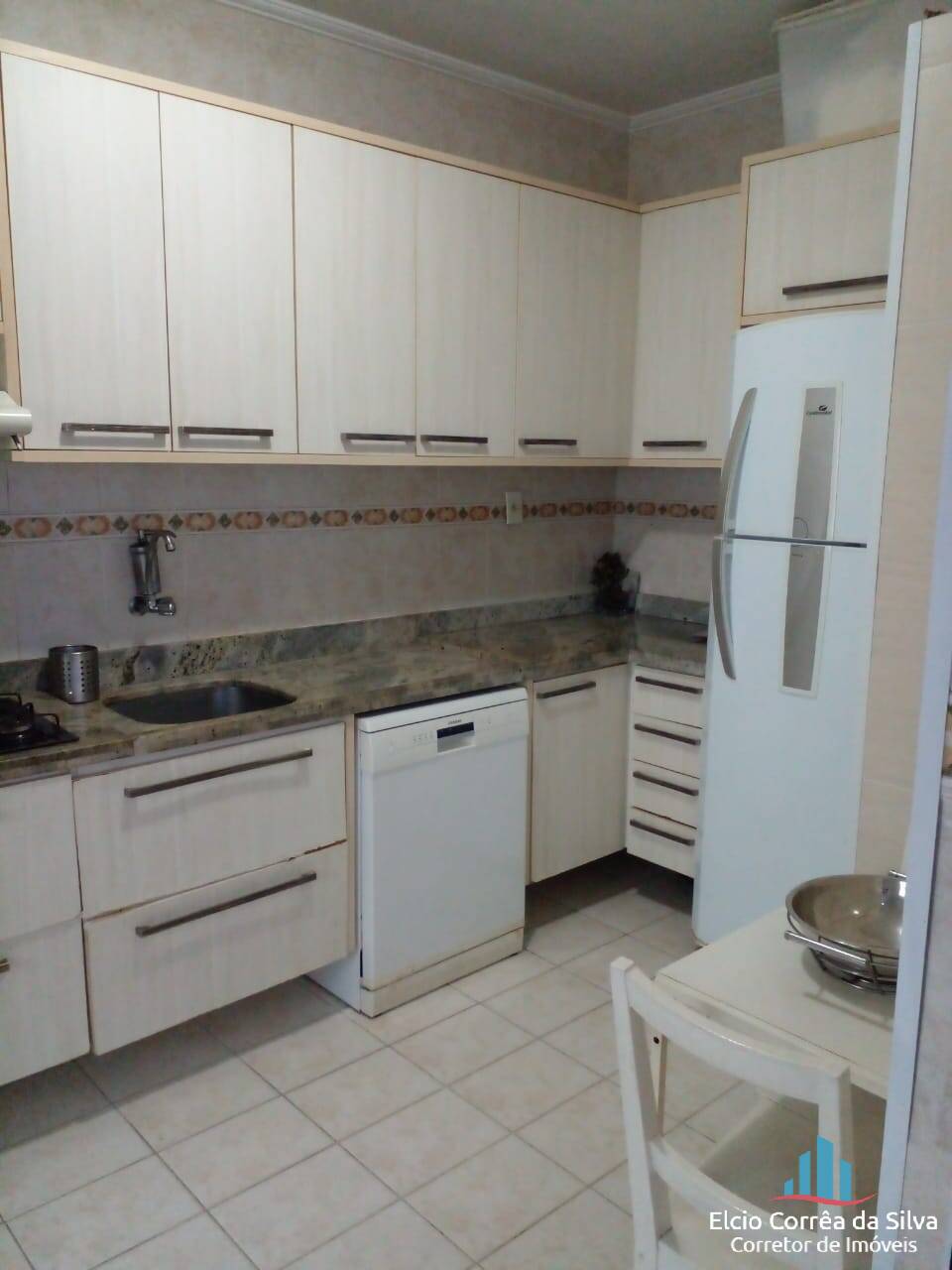 Apartamento à venda com 2 quartos, 100m² - Foto 9