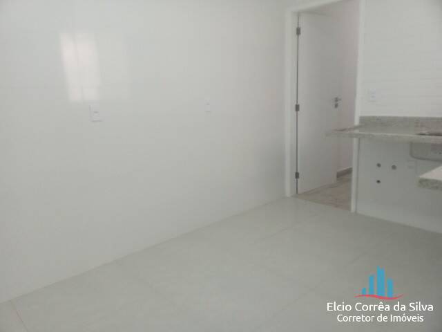 Casa à venda com 2 quartos, 110m² - Foto 12