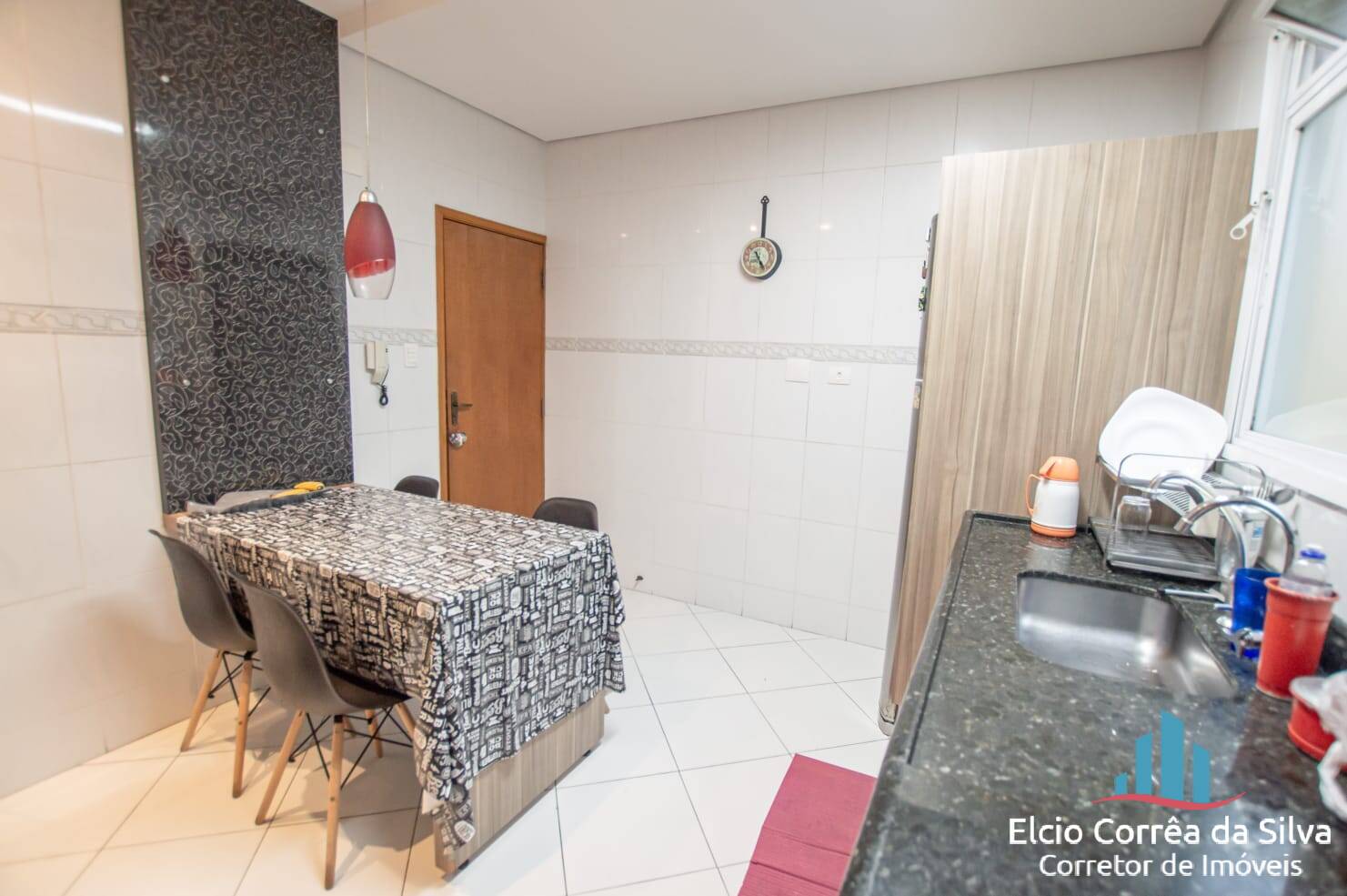 Casa à venda com 4 quartos, 150m² - Foto 13