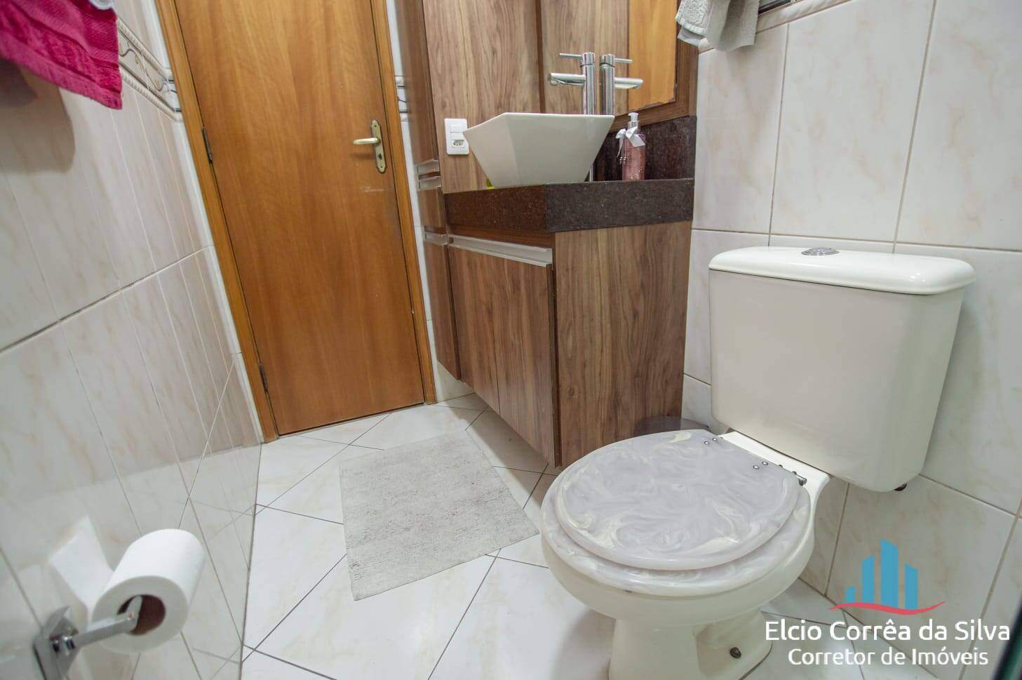 Casa à venda com 4 quartos, 150m² - Foto 15