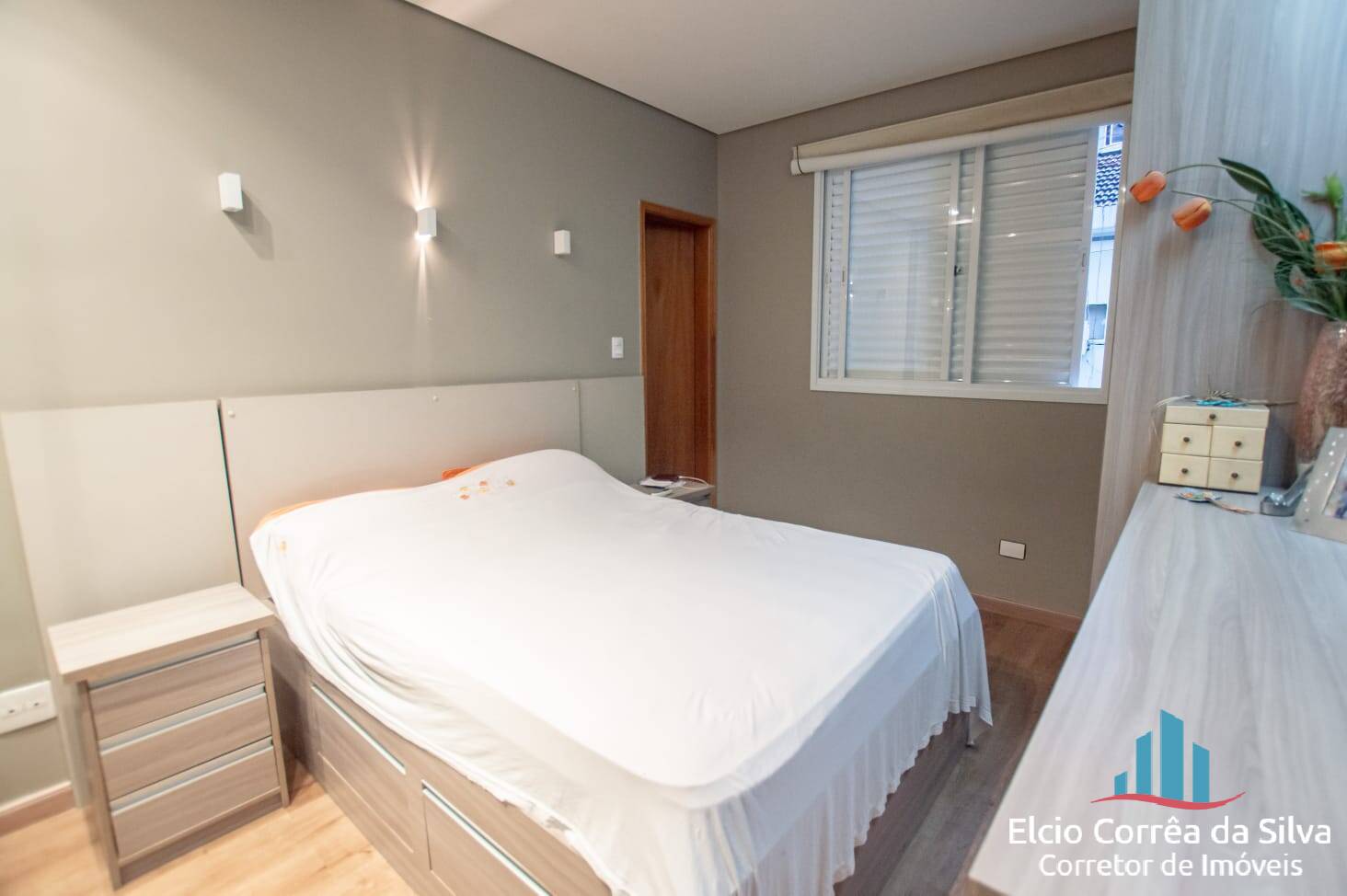 Casa à venda com 4 quartos, 150m² - Foto 11