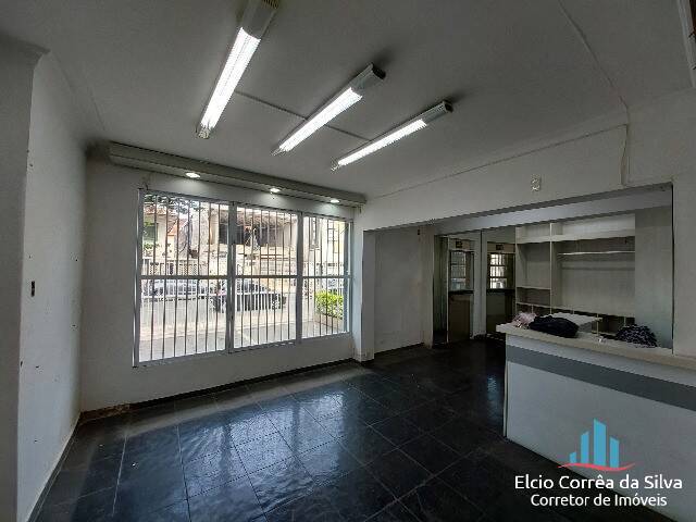 Casa à venda com 4 quartos, 300m² - Foto 5