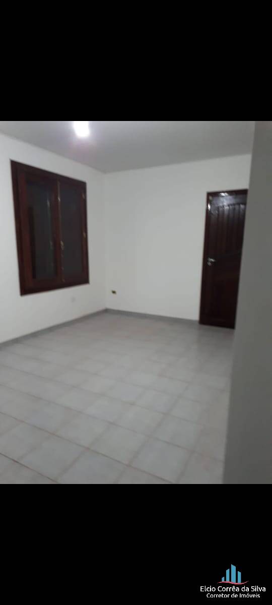 Casa à venda com 3 quartos, 310m² - Foto 5