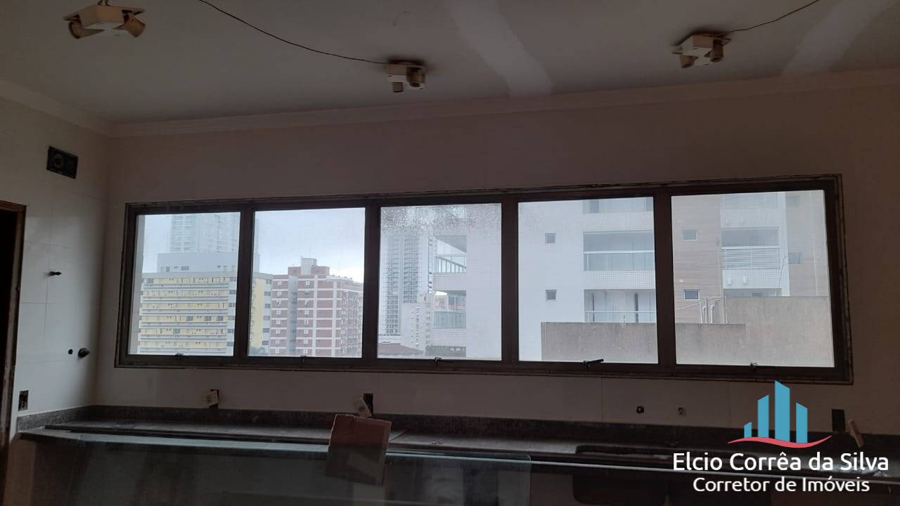 Apartamento para alugar com 4 quartos, 250m² - Foto 5