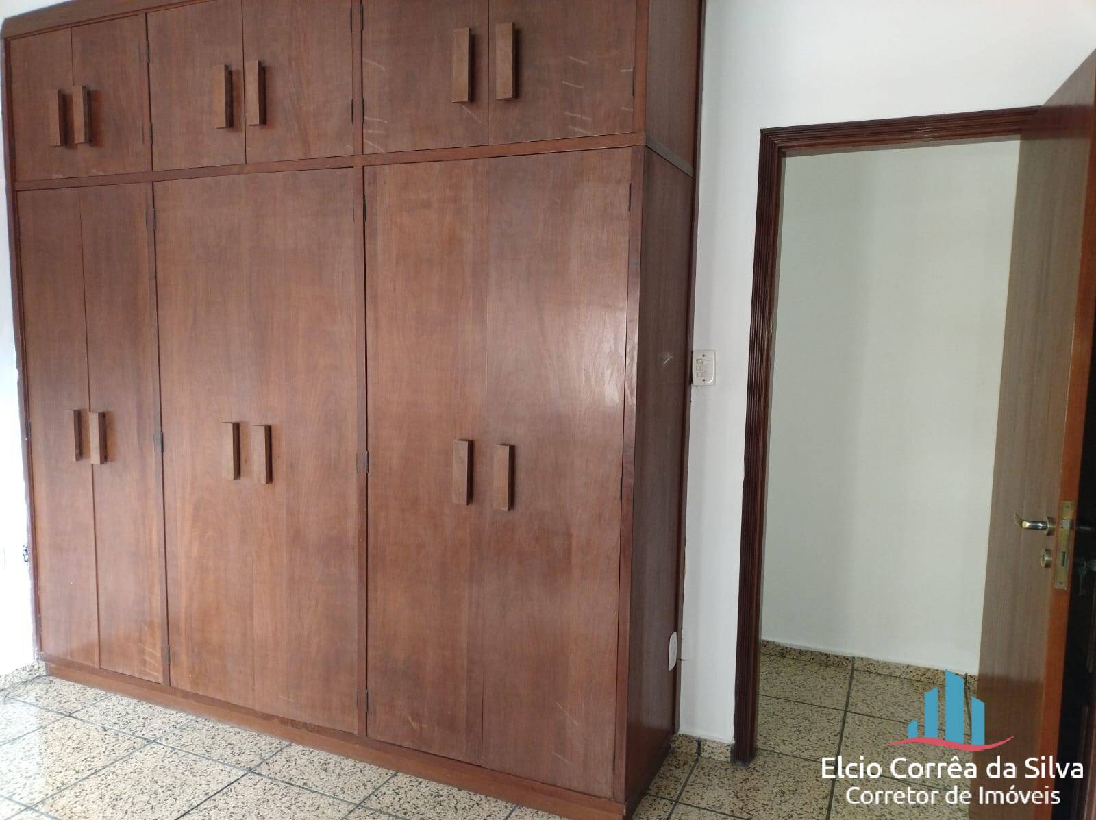 Apartamento à venda com 3 quartos, 233m² - Foto 13