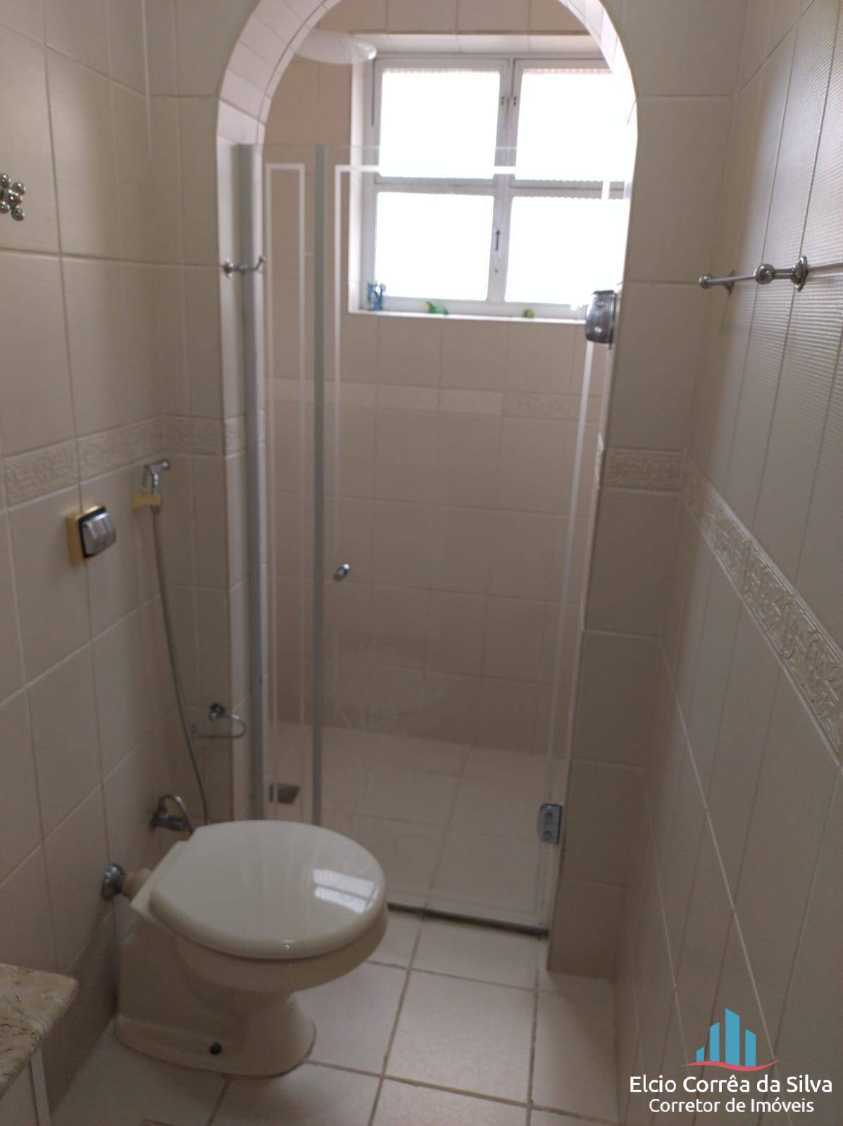 Apartamento à venda com 3 quartos, 233m² - Foto 23