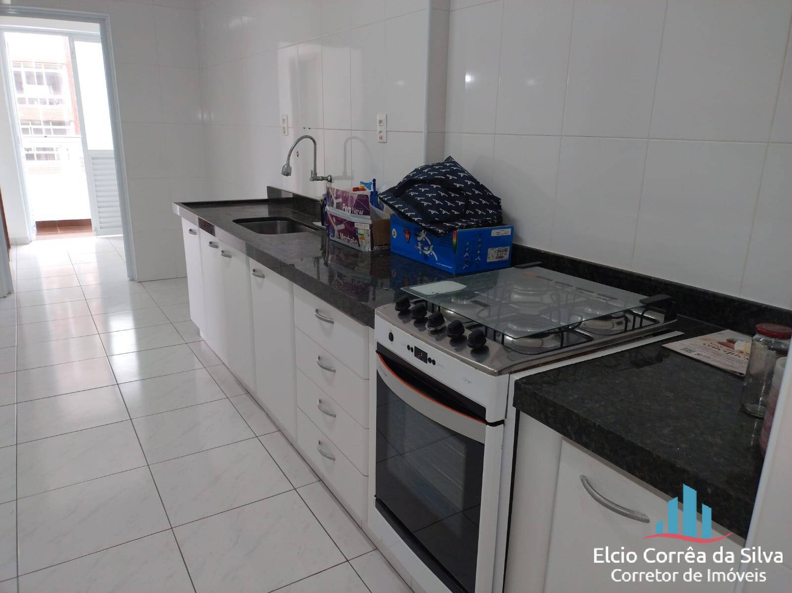 Apartamento à venda com 3 quartos, 233m² - Foto 7