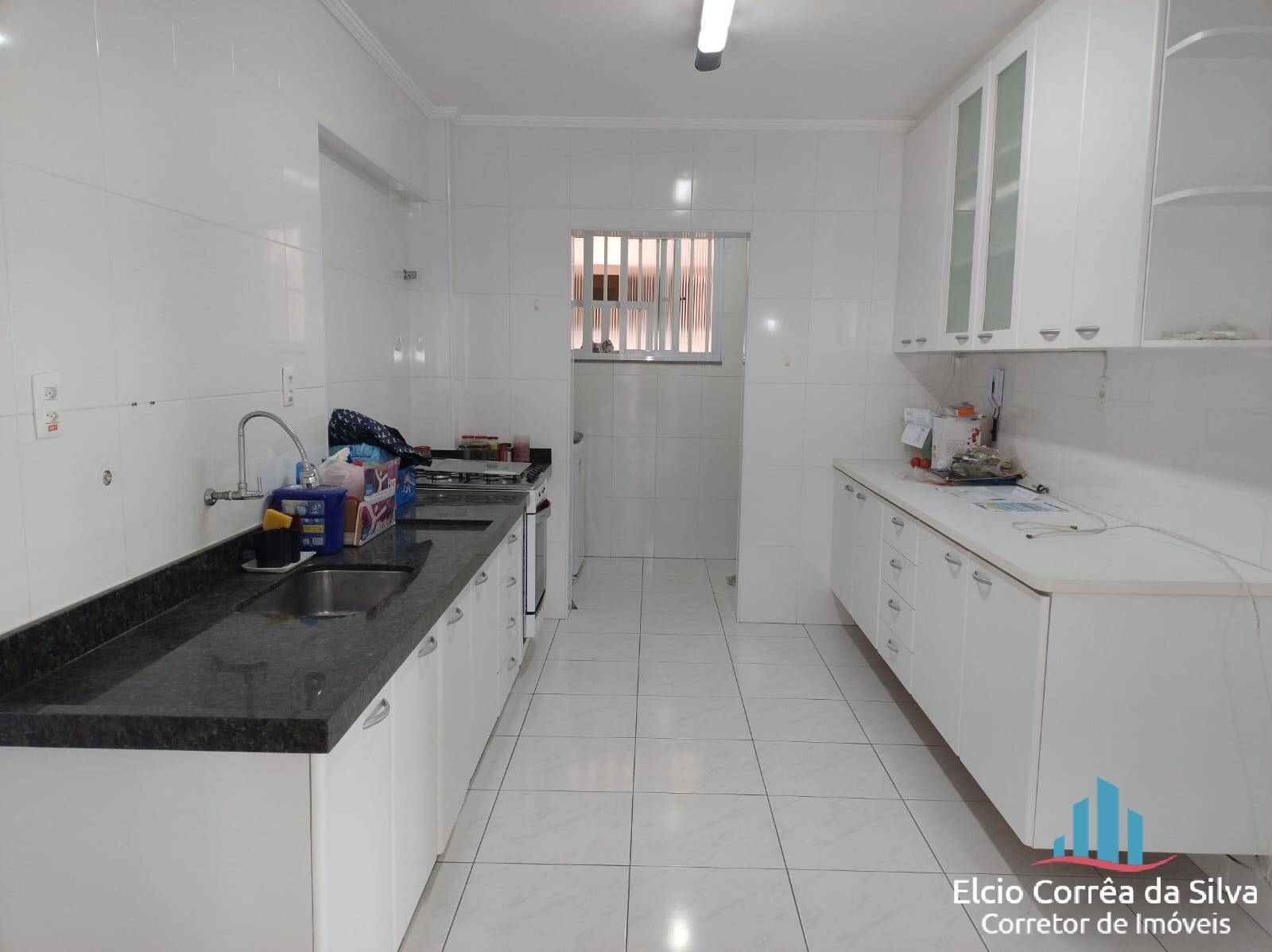 Apartamento à venda com 3 quartos, 233m² - Foto 9