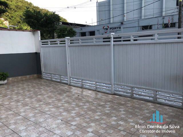 Casa à venda com 4 quartos, 300m² - Foto 30