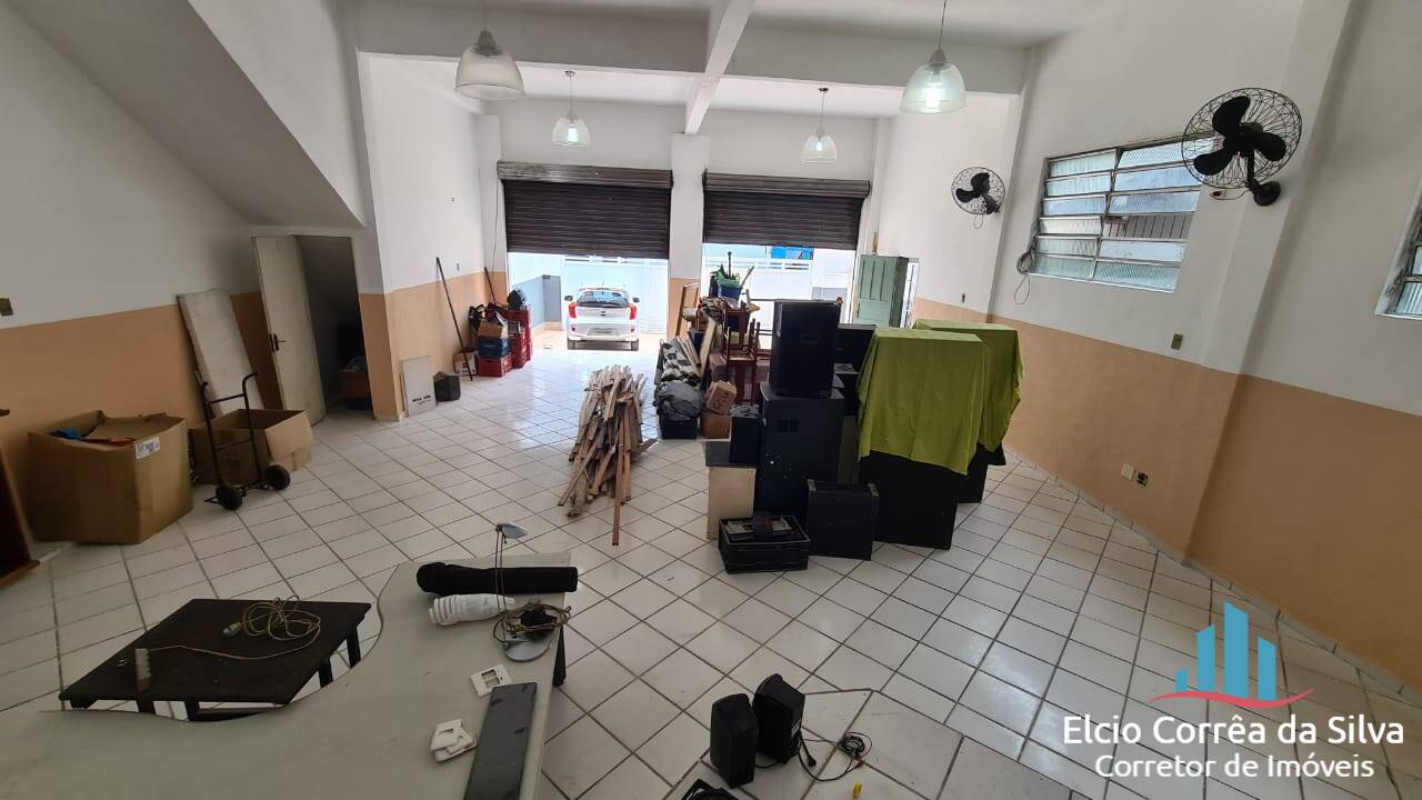 Casa à venda com 4 quartos, 300m² - Foto 62