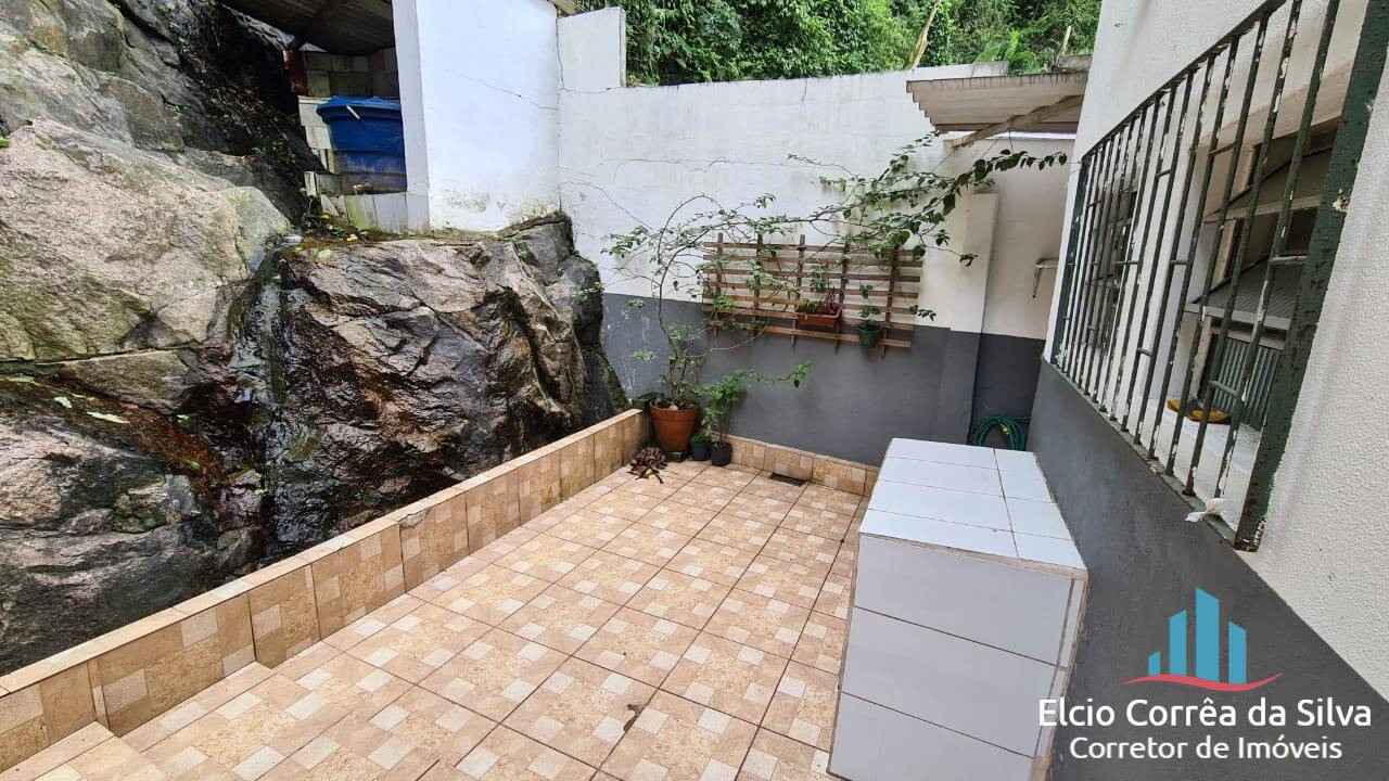 Casa à venda com 4 quartos, 300m² - Foto 67