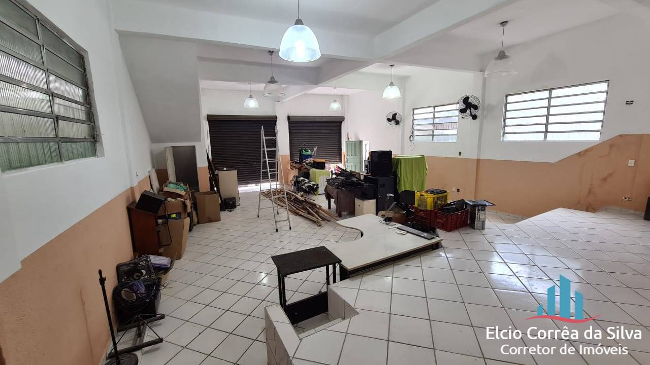 Casa à venda com 4 quartos, 300m² - Foto 70