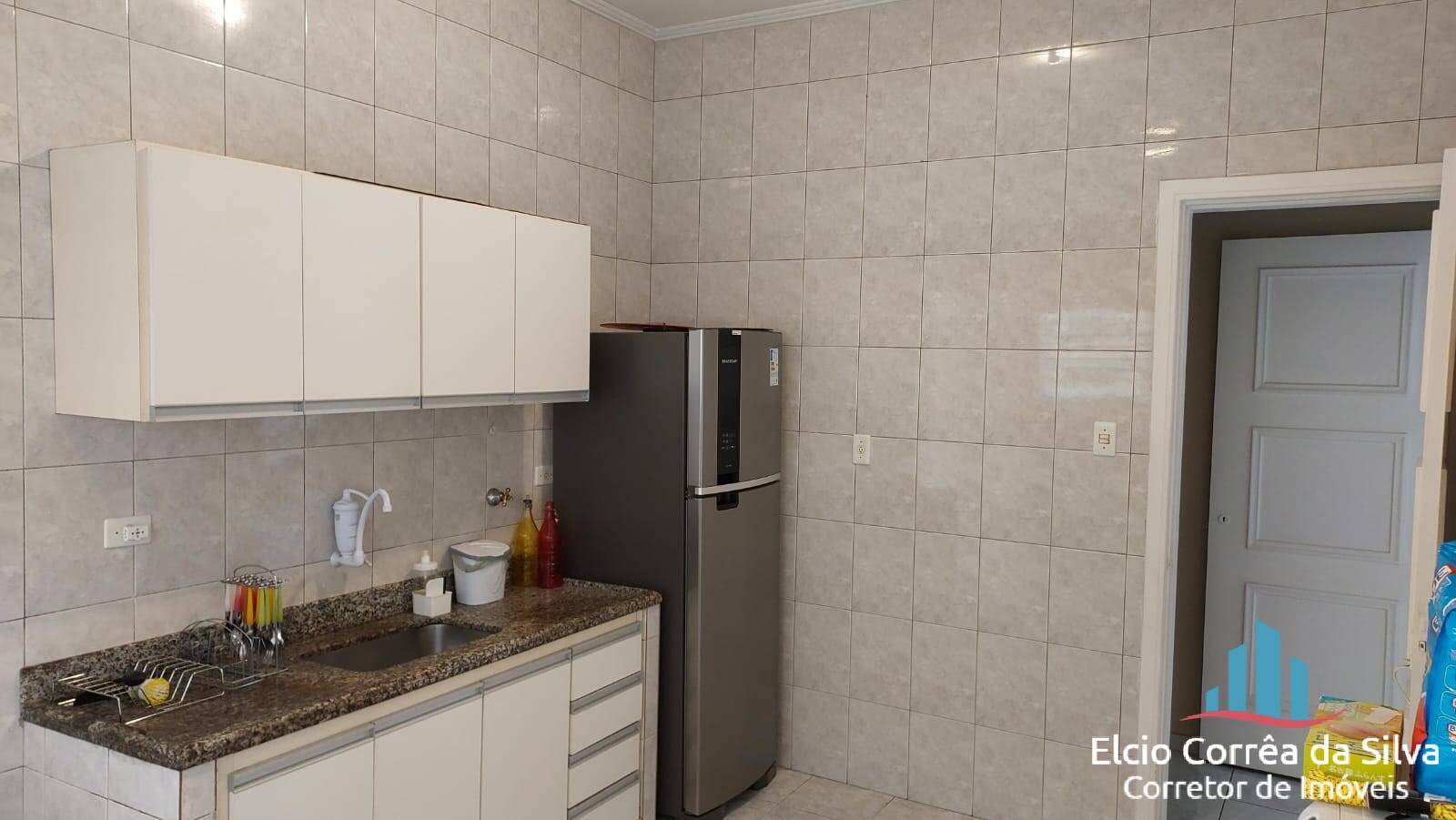 Apartamento à venda com 3 quartos, 150m² - Foto 8