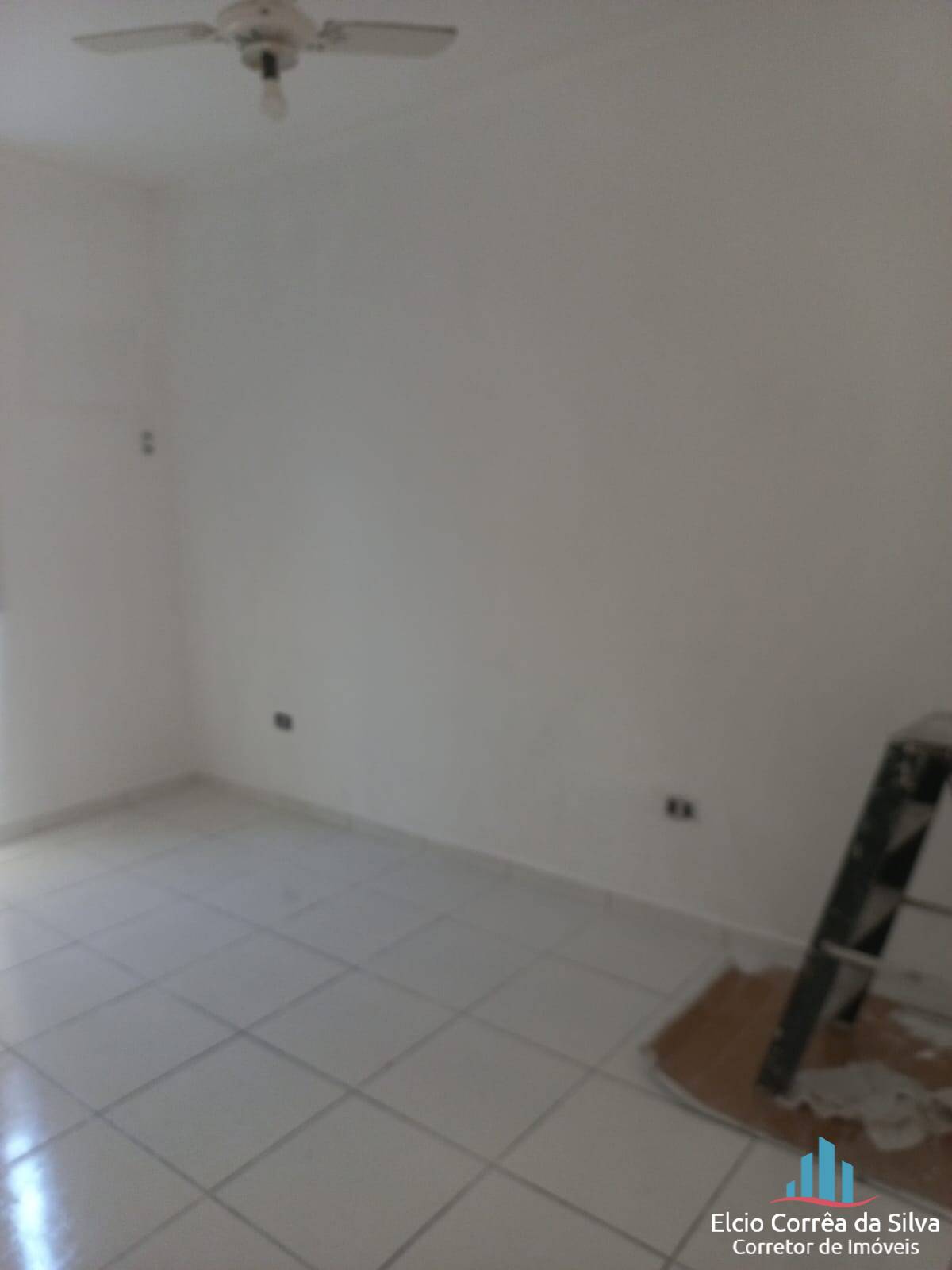 Casa à venda com 3 quartos, 121m² - Foto 11