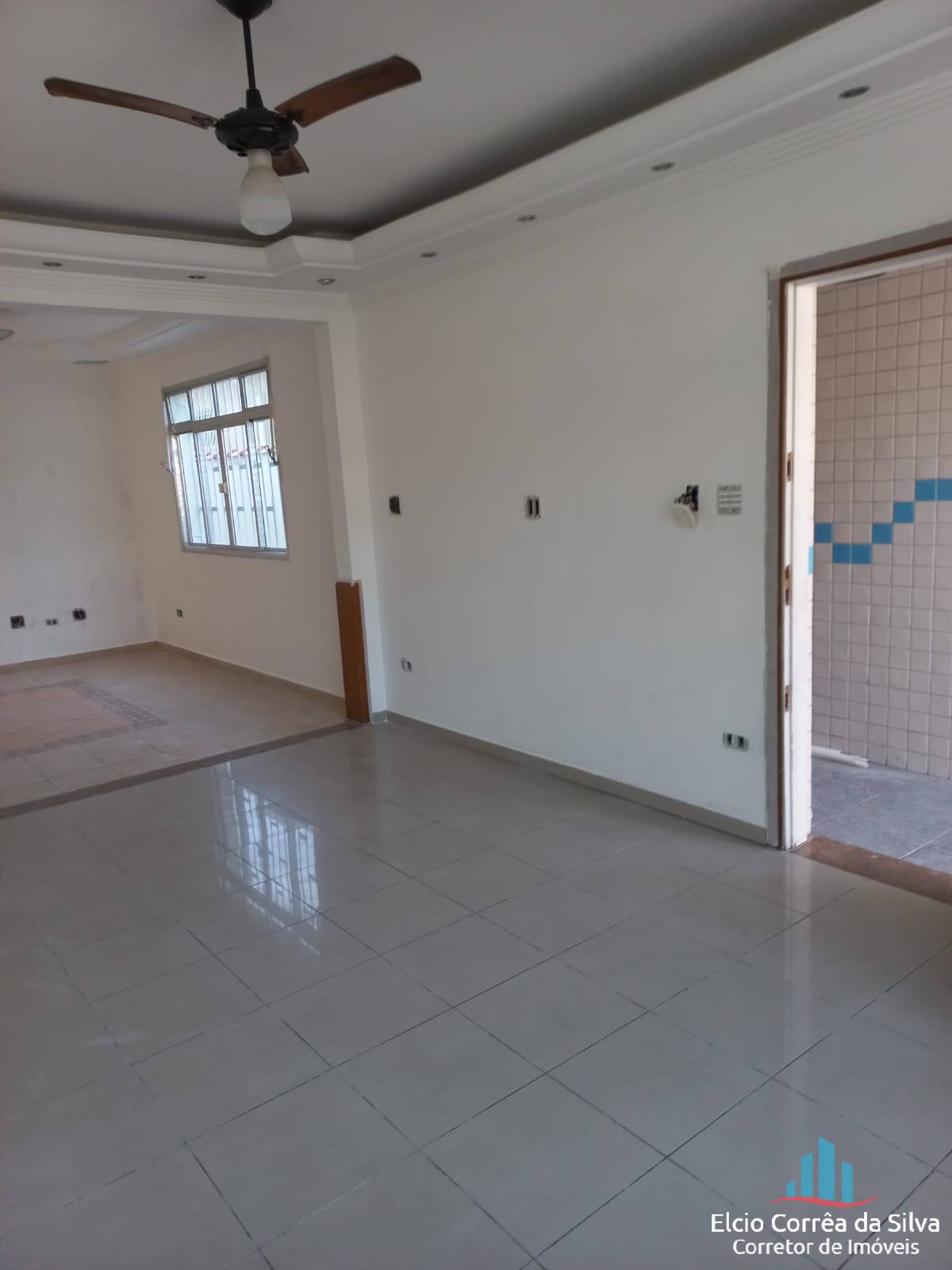 Casa à venda com 3 quartos, 121m² - Foto 10