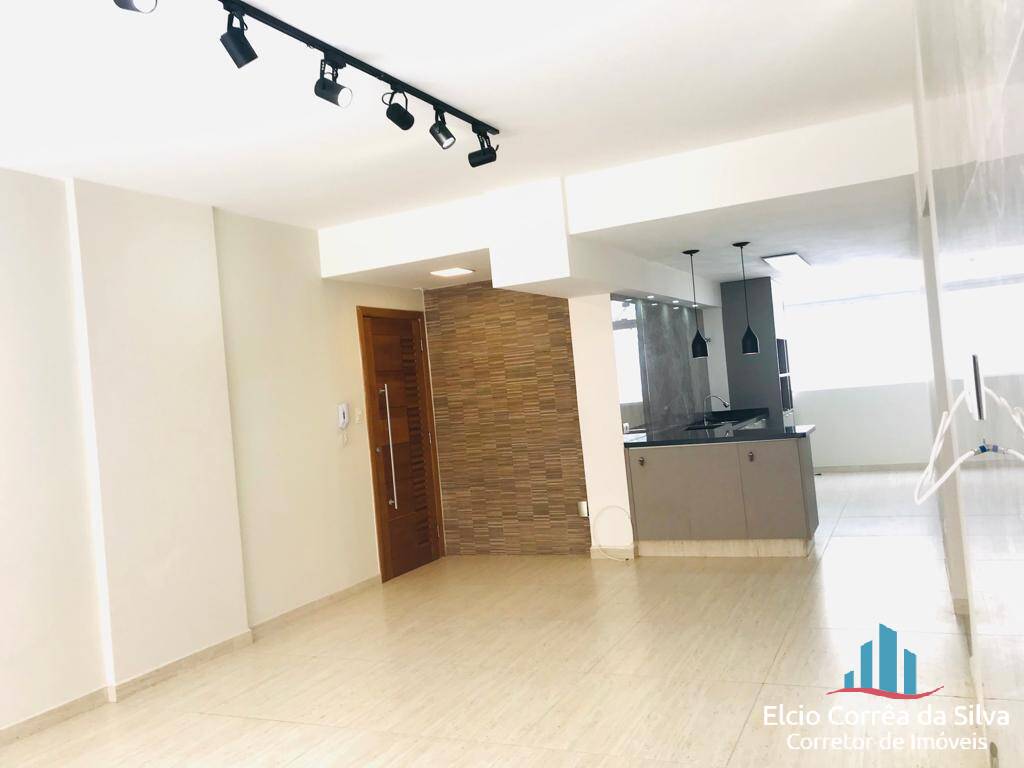 Apartamento à venda com 3 quartos, 148m² - Foto 2