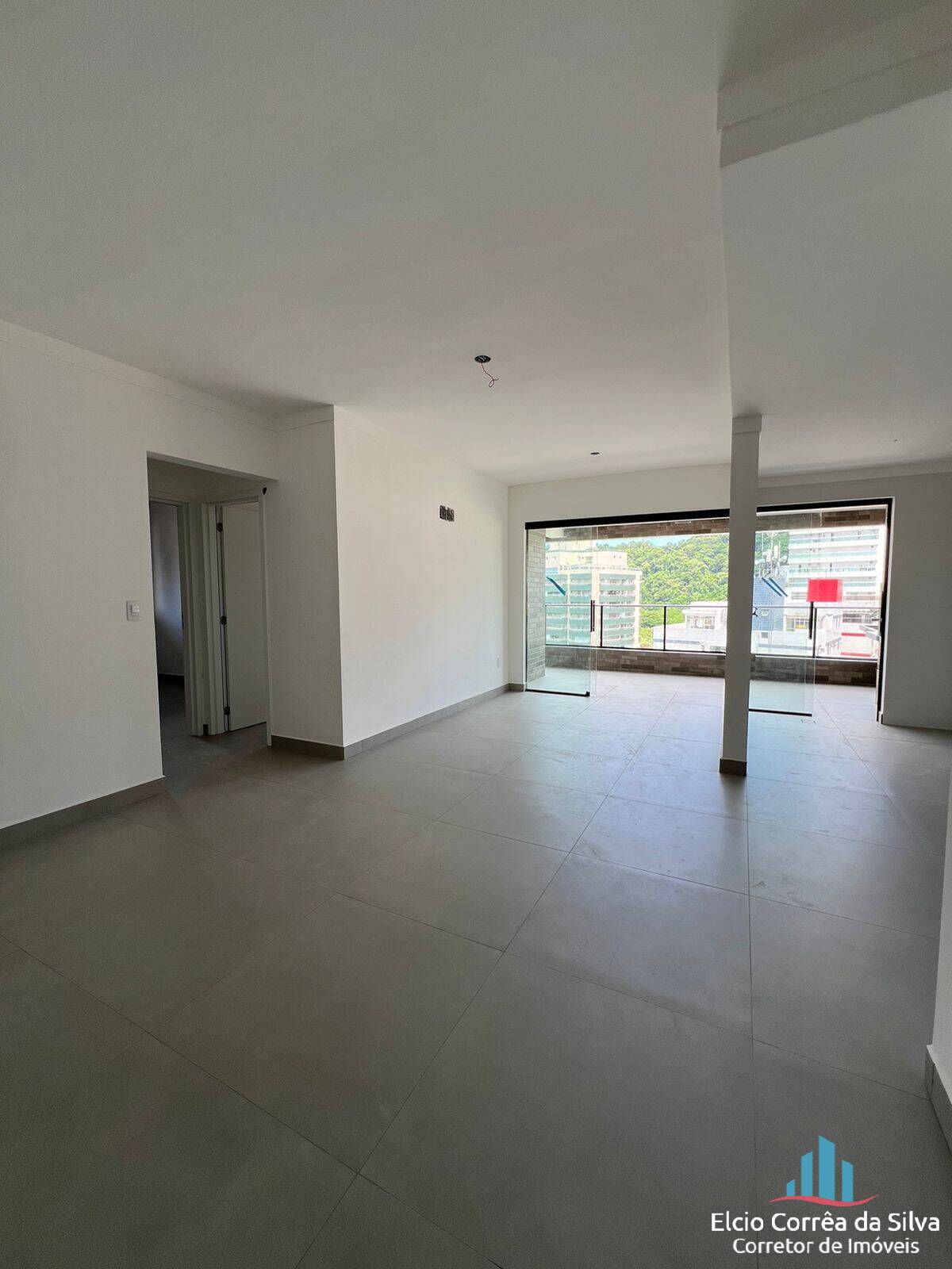 Apartamento à venda com 3 quartos, 120m² - Foto 4