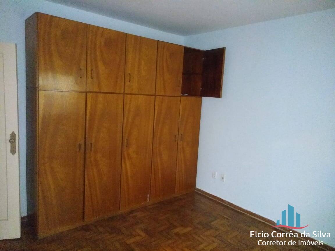 Casa à venda com 2 quartos, 207m² - Foto 9