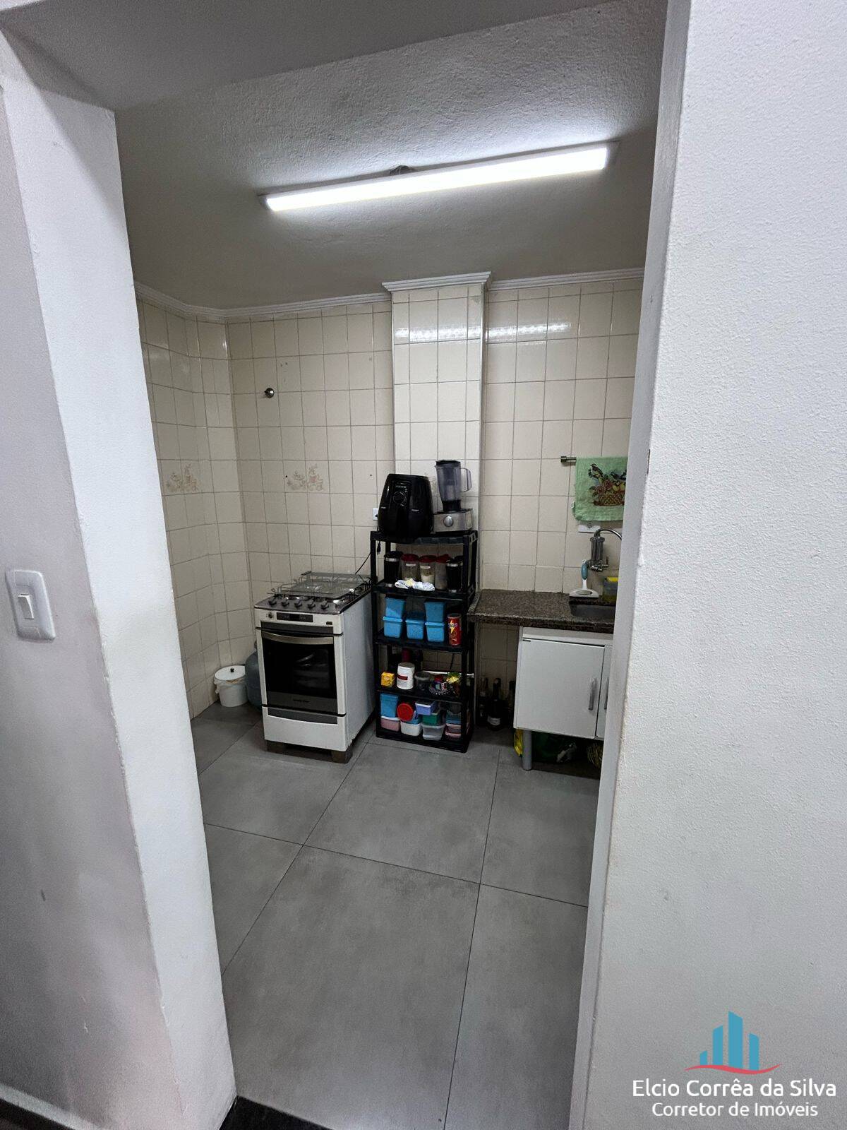 Apartamento à venda com 1 quarto, 60m² - Foto 12