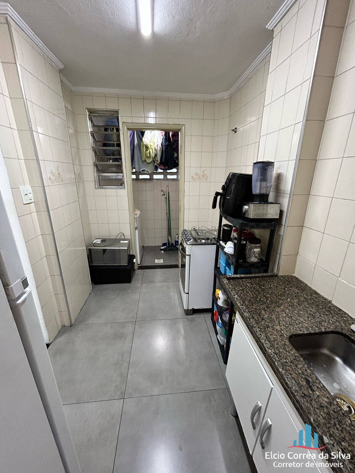 Apartamento à venda com 1 quarto, 60m² - Foto 13