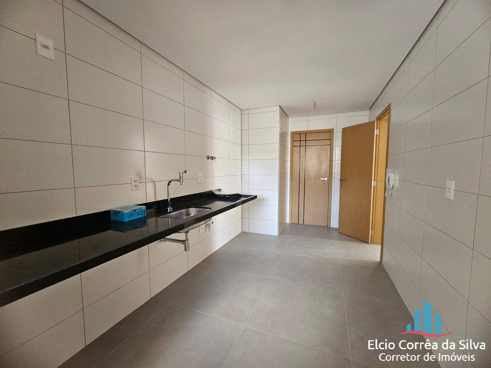 Apartamento à venda com 3 quartos, 133m² - Foto 10