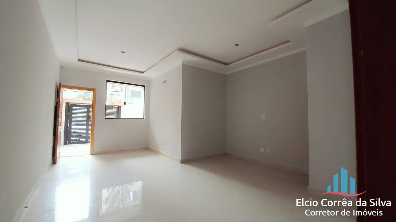 Casa para alugar com 3 quartos, 92m² - Foto 2