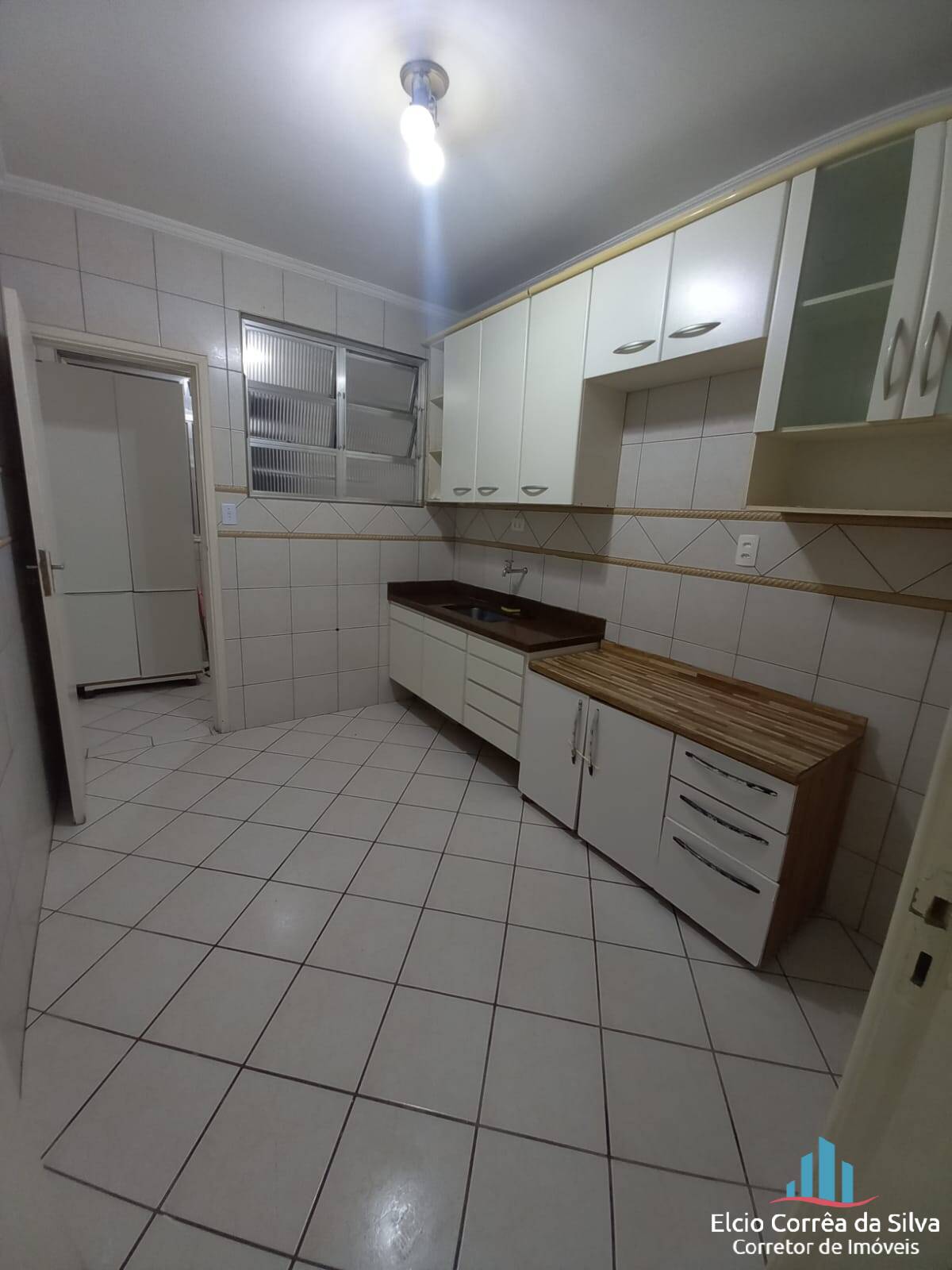 Apartamento à venda com 1 quarto, 64m² - Foto 3