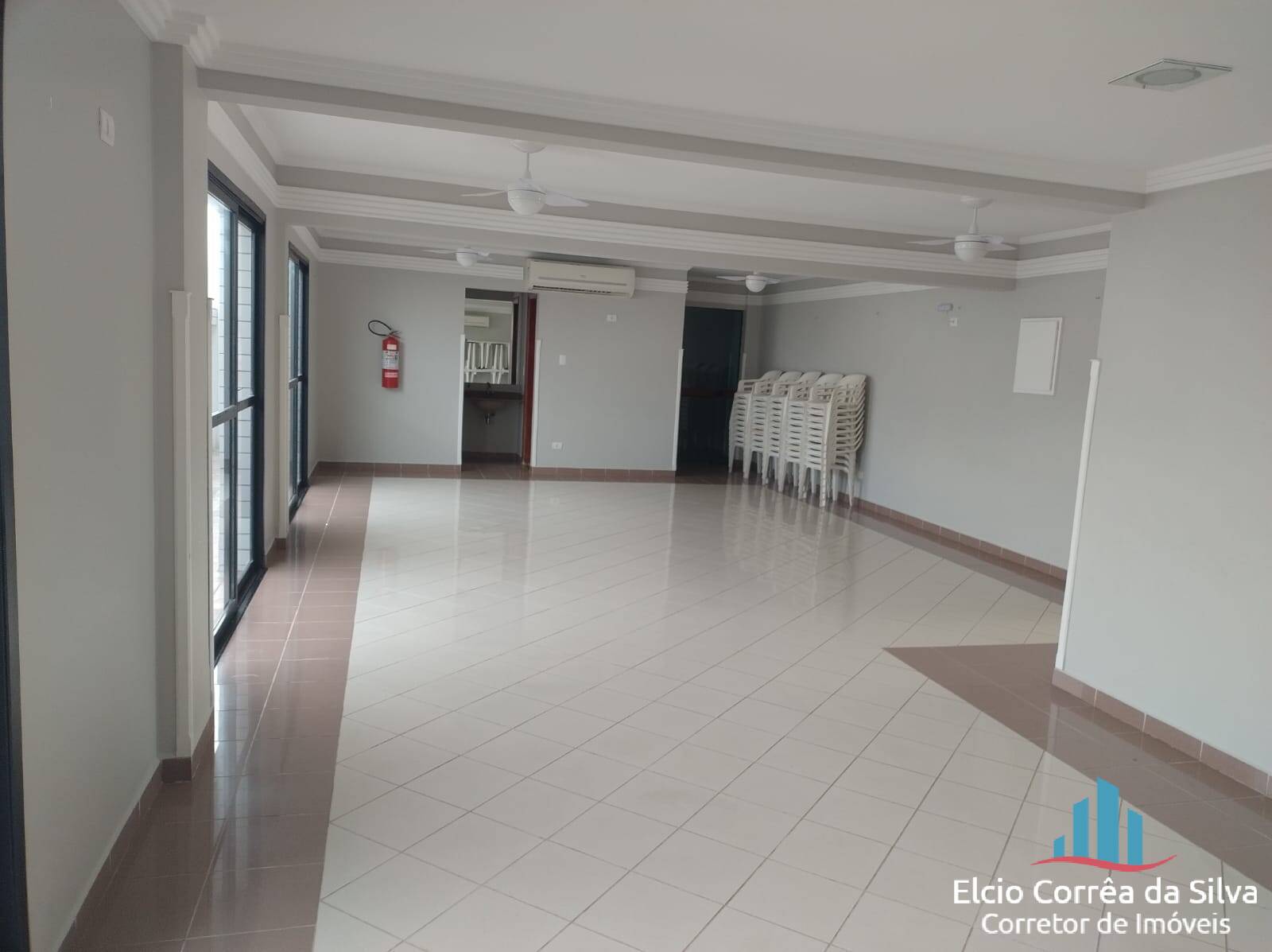 Apartamento à venda com 3 quartos, 107m² - Foto 19