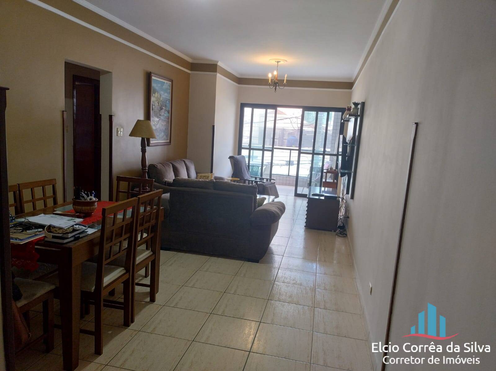 Apartamento à venda com 3 quartos, 107m² - Foto 2