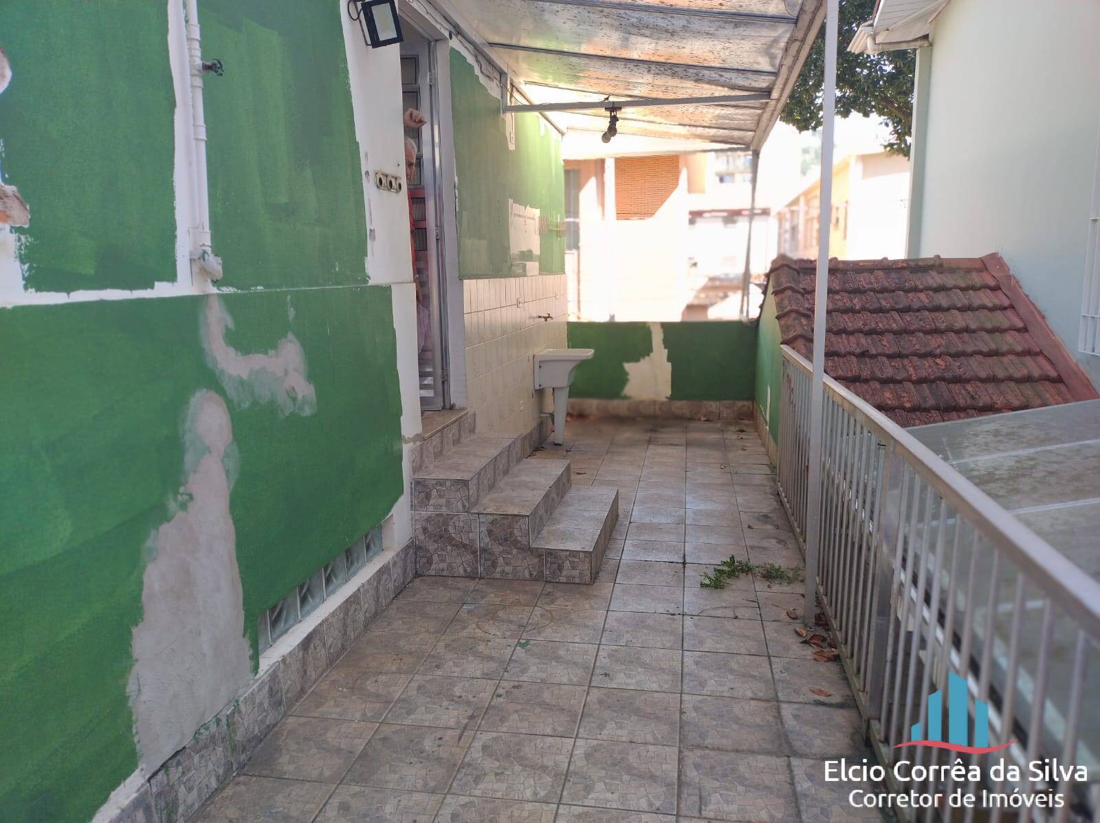 Casa para alugar com 4 quartos, 200m² - Foto 19