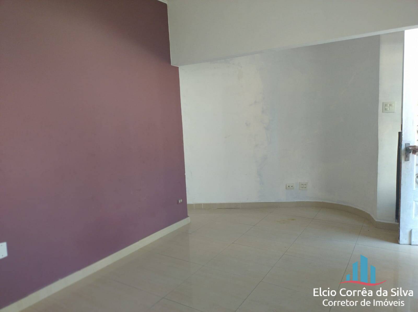 Casa para alugar com 4 quartos, 200m² - Foto 12