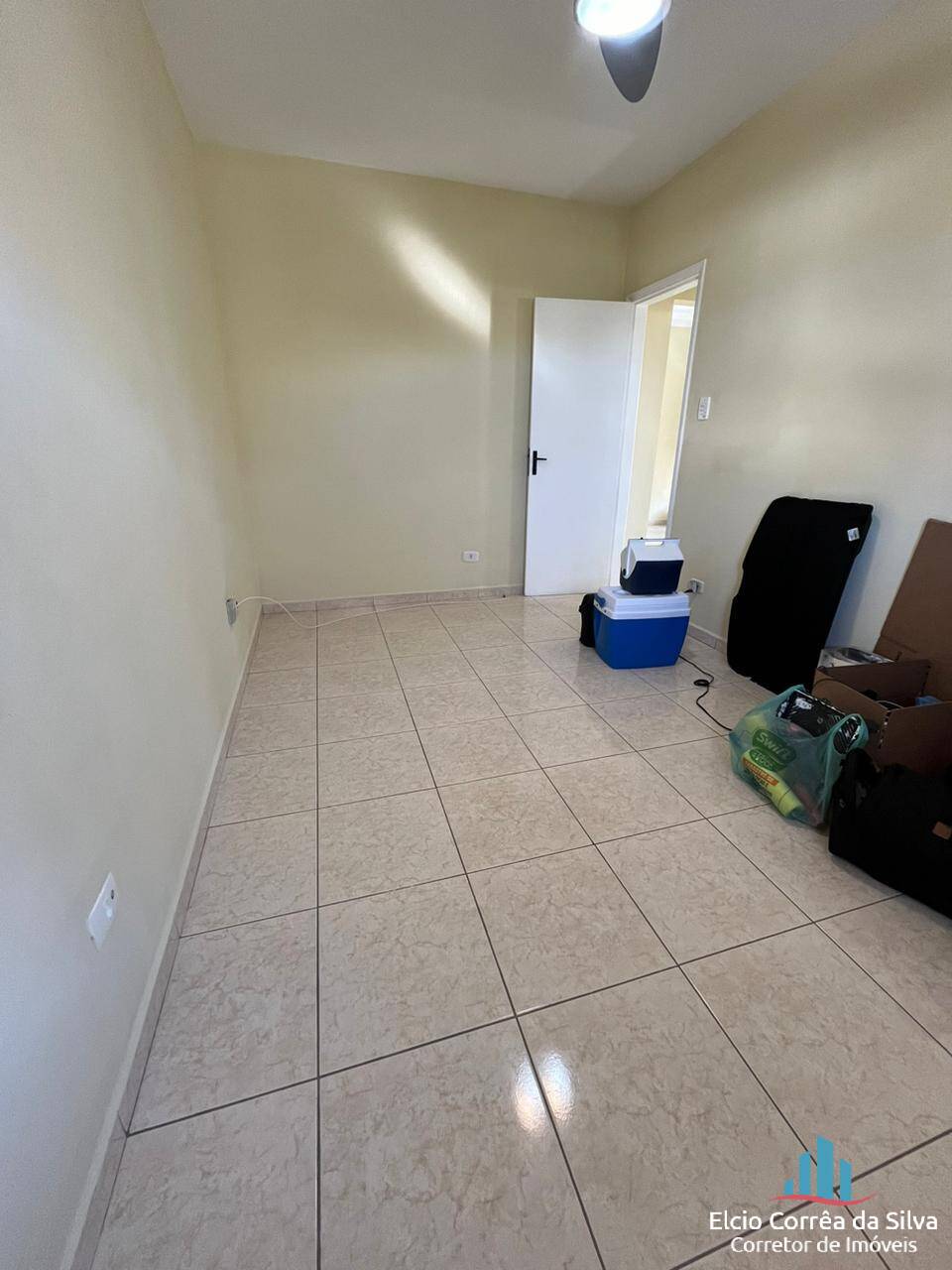 Apartamento para alugar com 2 quartos, 110m² - Foto 11