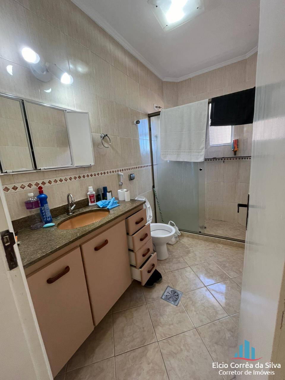 Apartamento para alugar com 2 quartos, 110m² - Foto 15