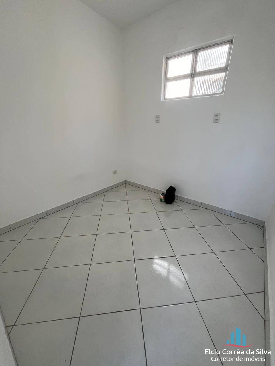 Apartamento para alugar com 2 quartos, 110m² - Foto 12