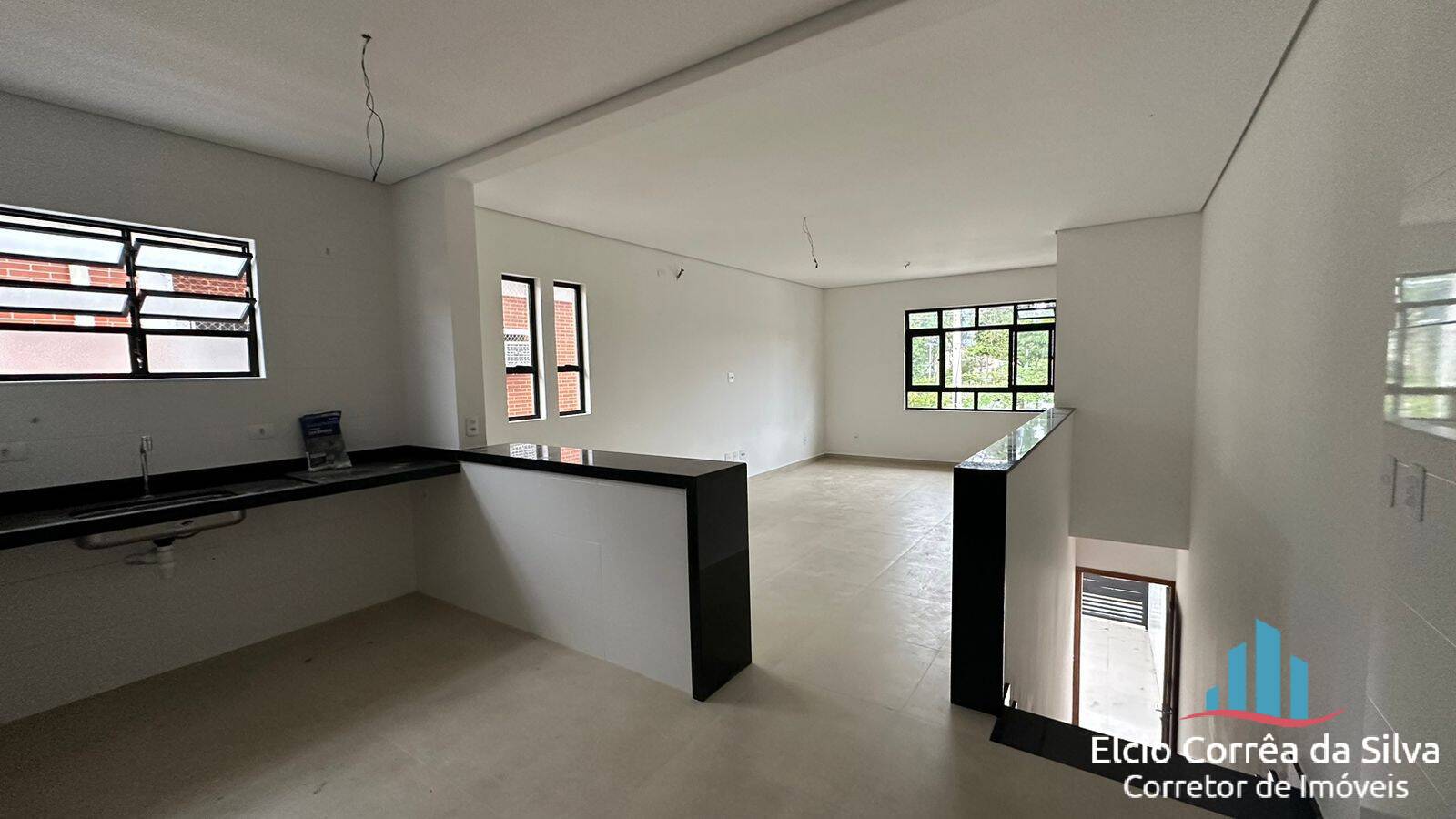 Casa à venda com 2 quartos, 100m² - Foto 5