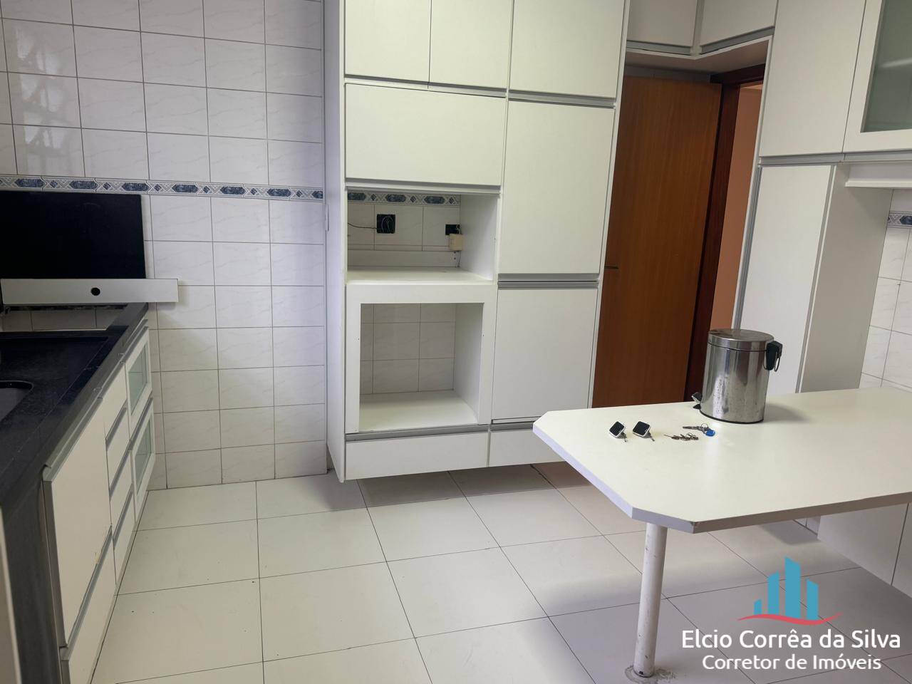 Apartamento para alugar com 3 quartos, 113m² - Foto 8