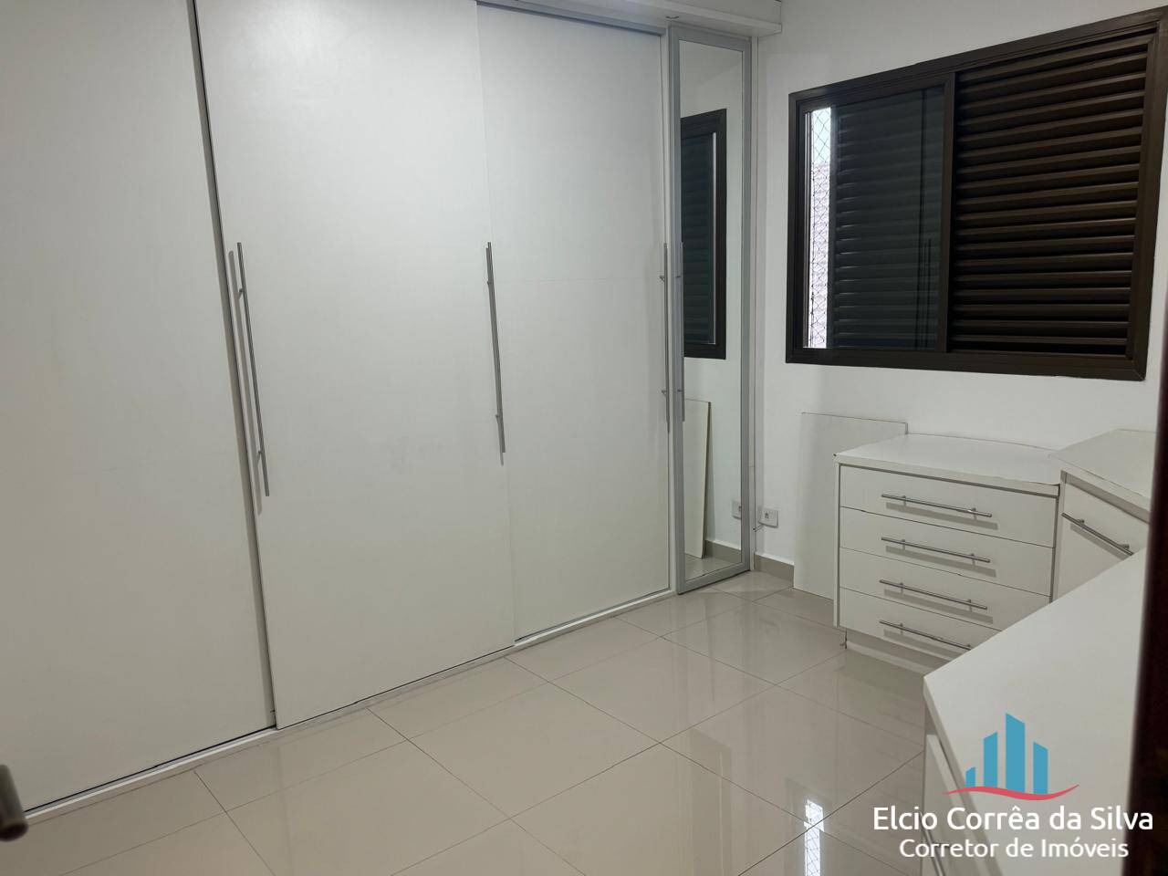 Apartamento para alugar com 3 quartos, 113m² - Foto 10