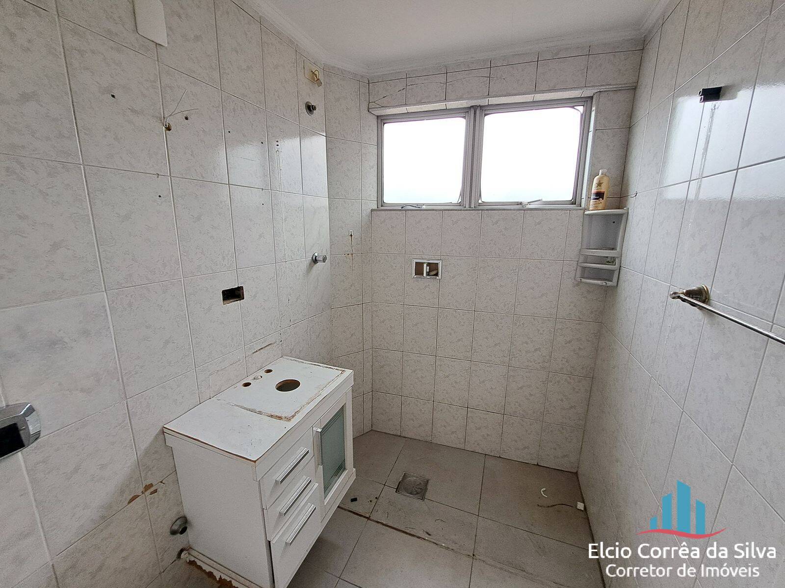 Apartamento para alugar com 2 quartos, 70m² - Foto 16