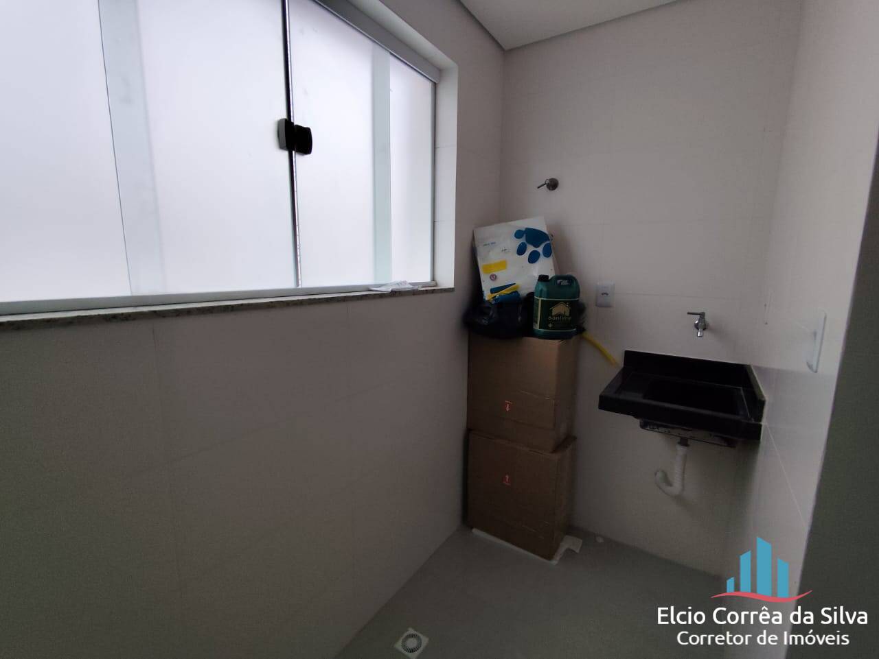 Casa à venda com 2 quartos, 100m² - Foto 13