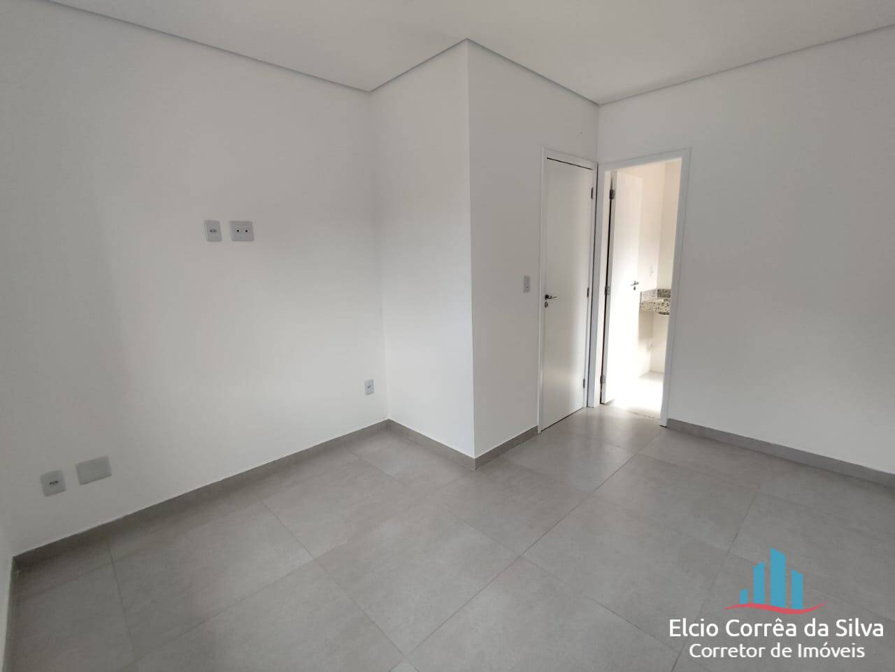 Casa à venda com 2 quartos, 100m² - Foto 11