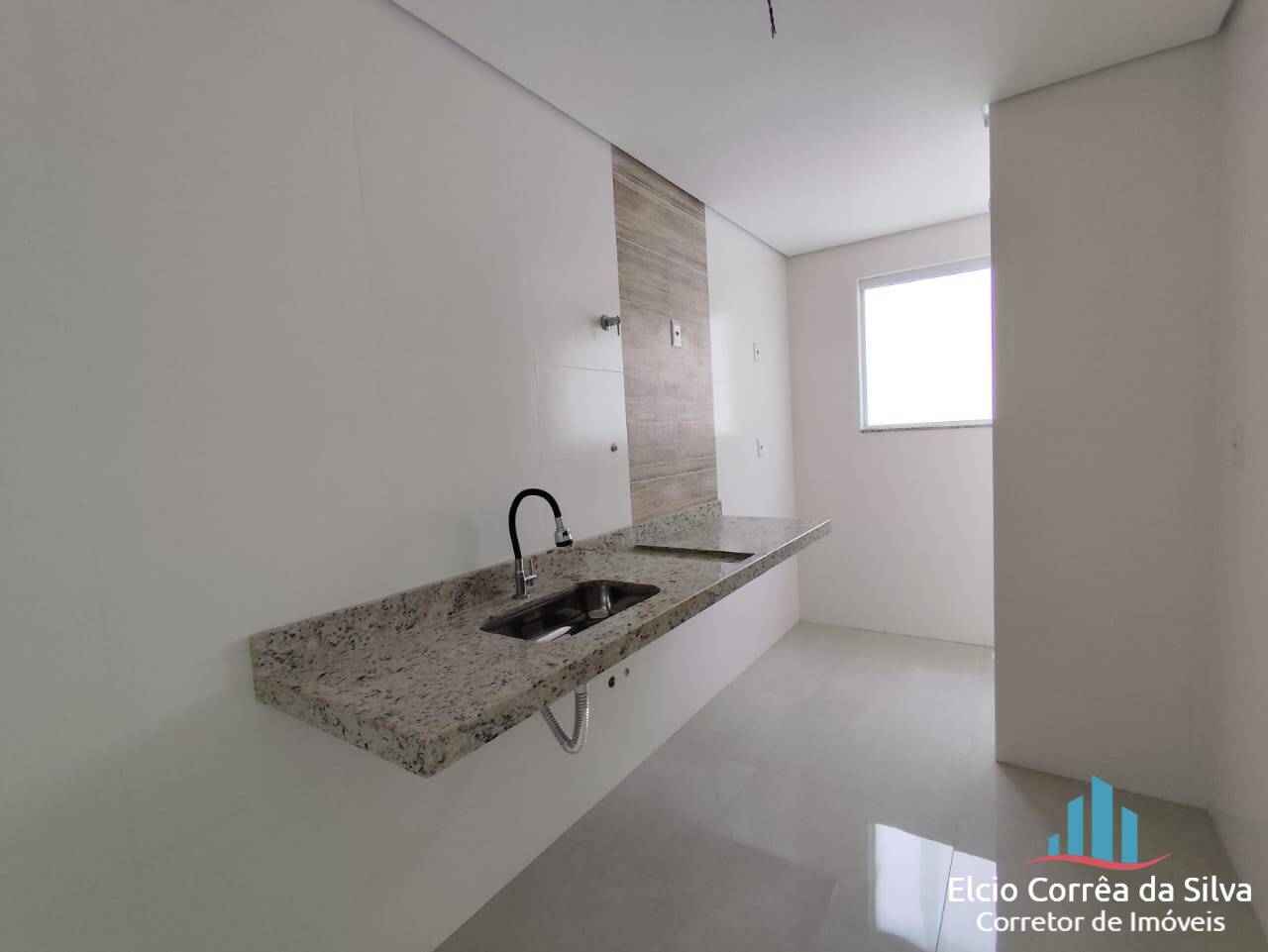 Casa à venda com 2 quartos, 100m² - Foto 5